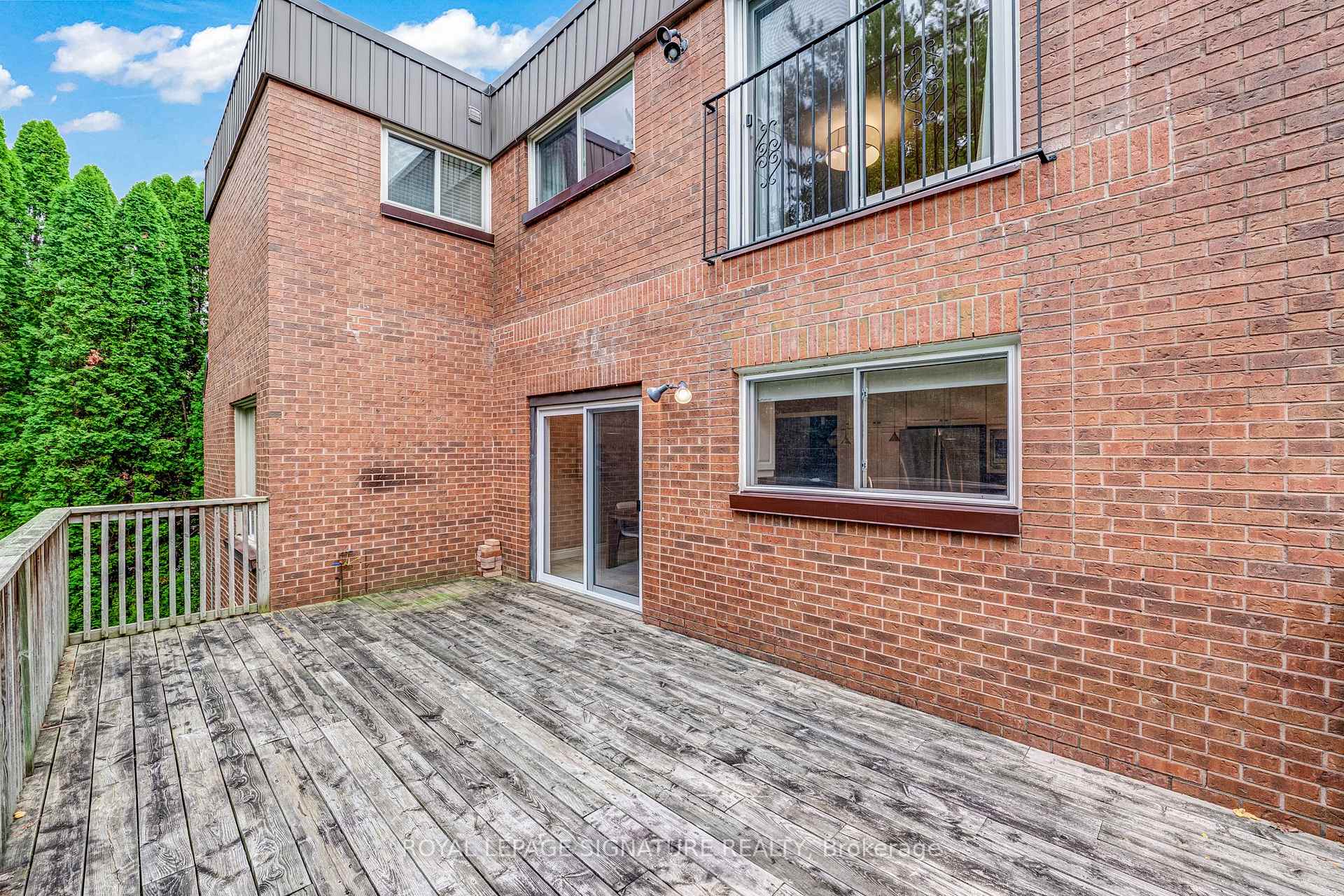 Photo 14 of 88 Garnier Court, North York, Bayview Woods-Steeles — HOMEH