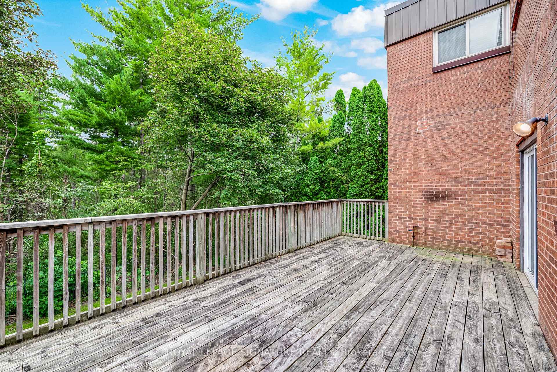 Photo 15 of 88 Garnier Court, North York, Bayview Woods-Steeles — HOMEH
