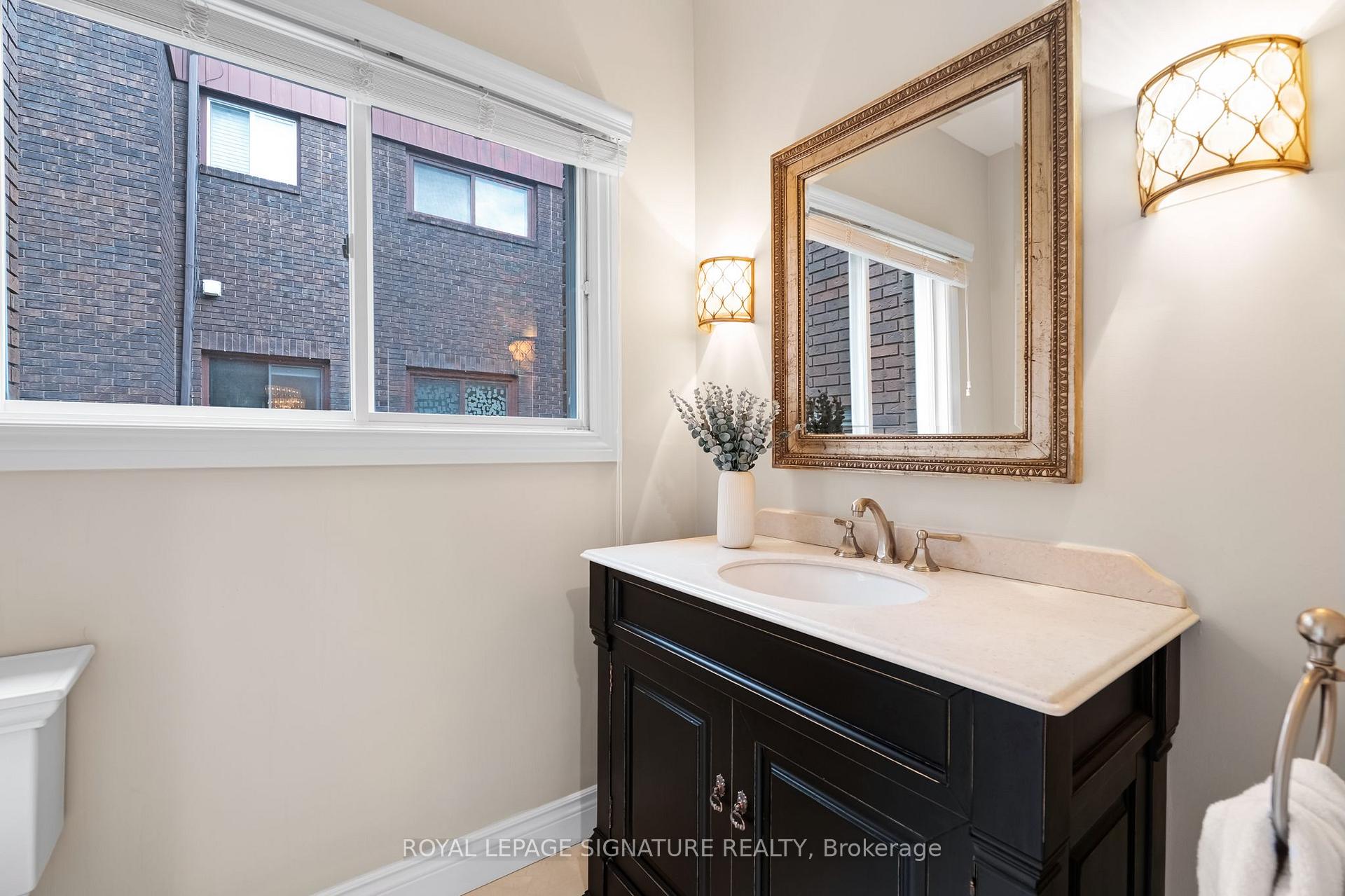 Photo 22 of 88 Garnier Court, North York, Bayview Woods-Steeles — HOMEH