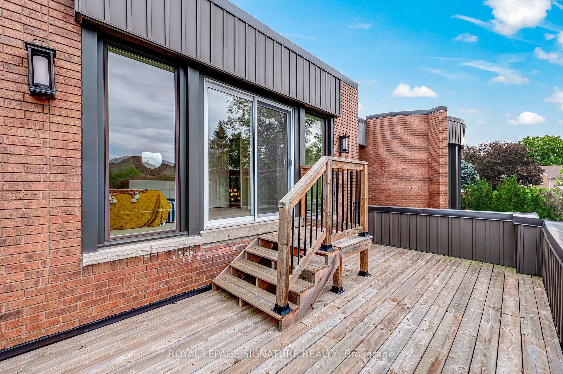 Photo 33 of 88 Garnier Court, North York, Bayview Woods-Steeles — HOMEH