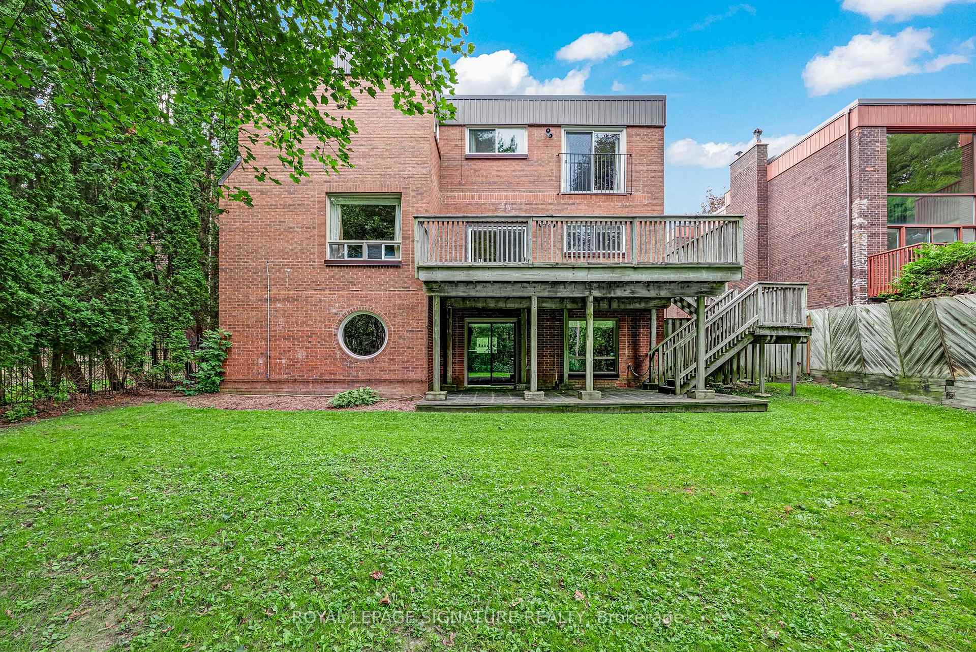 Photo 48 of 88 Garnier Court, North York, Bayview Woods-Steeles — HOMEH