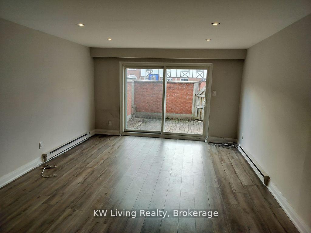 Photo 3 of Unit 18, 81 Irwin Road, Etobicoke, Elms-Old Rexdale — HOMEH