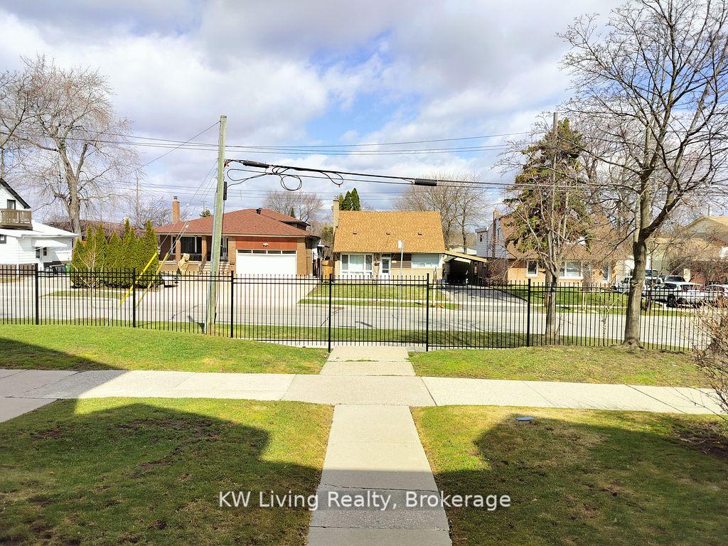 Photo 21 of Unit 18, 81 Irwin Road, Etobicoke, Elms-Old Rexdale — HOMEH