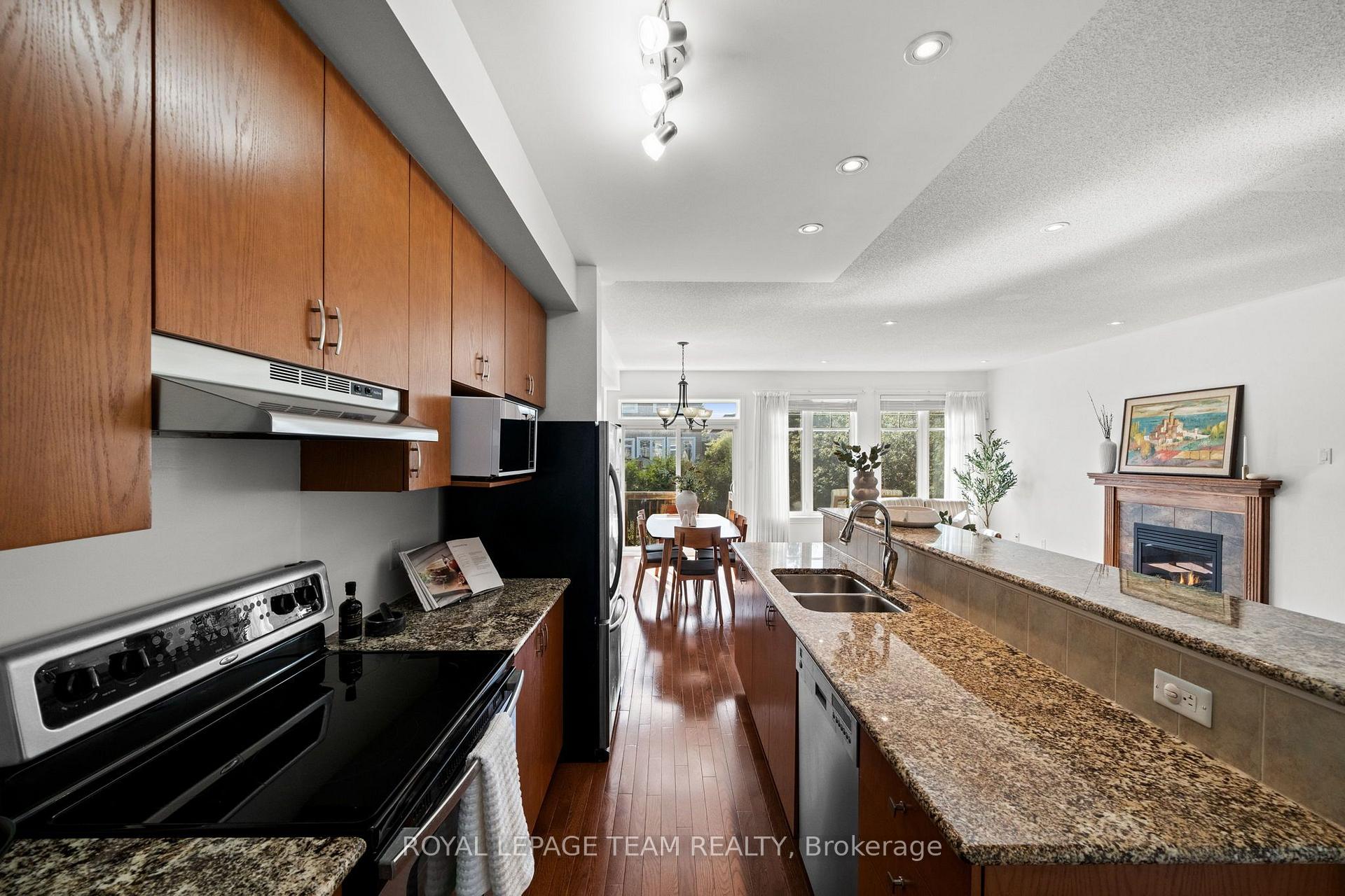 Photo 5 of 118 Abetti Ridge, Ottawa, Barrhaven - Stonebridge — HOMEH