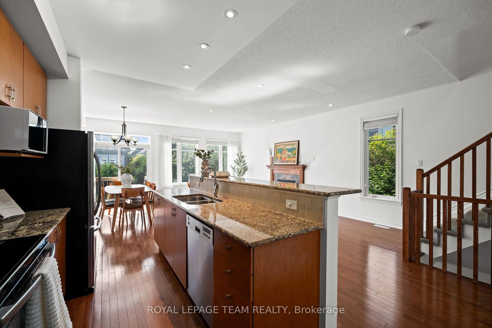 Photo 6 of 118 Abetti Ridge, Ottawa, Barrhaven - Stonebridge — HOMEH