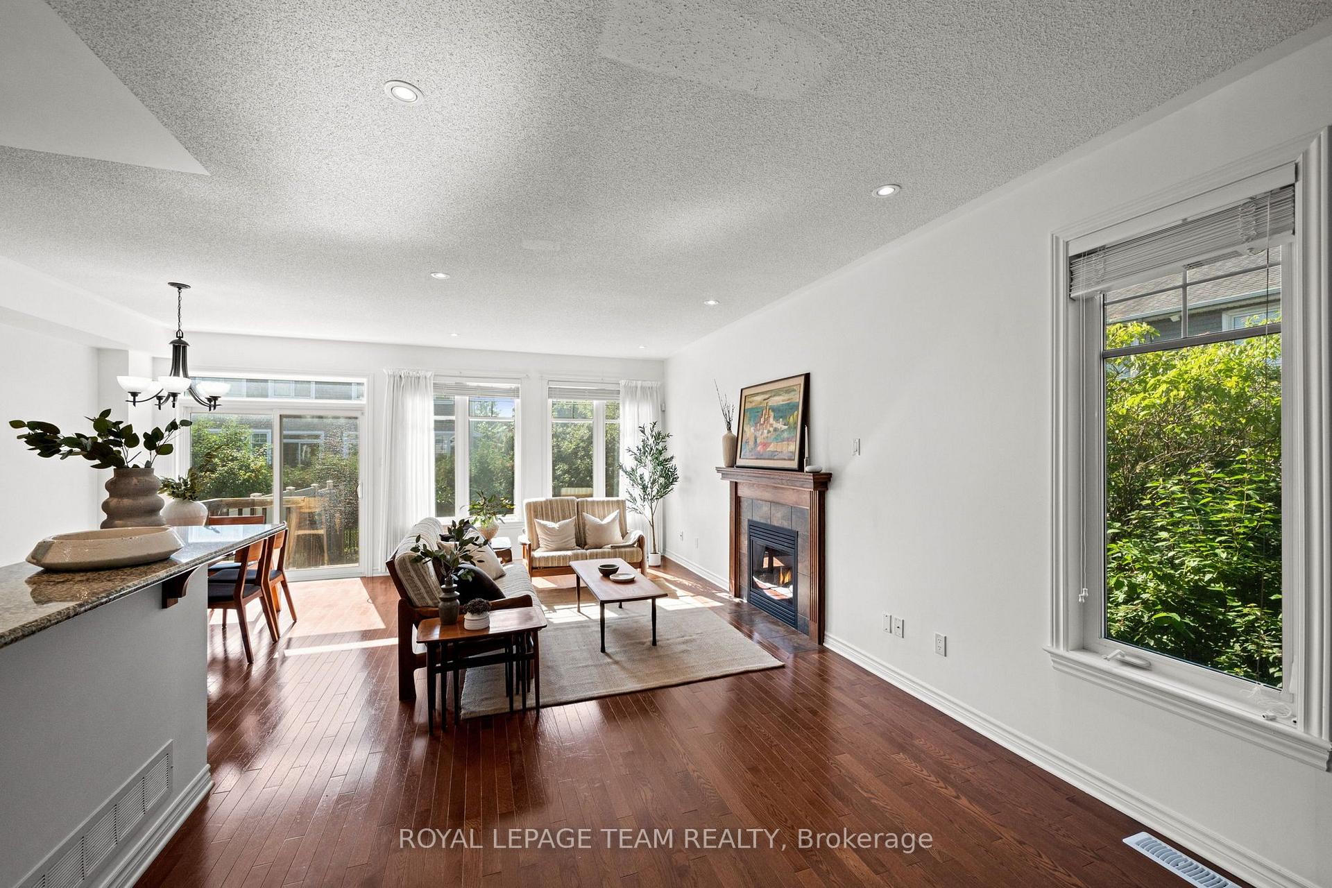 Photo 12 of 118 Abetti Ridge, Ottawa, Barrhaven - Stonebridge — HOMEH