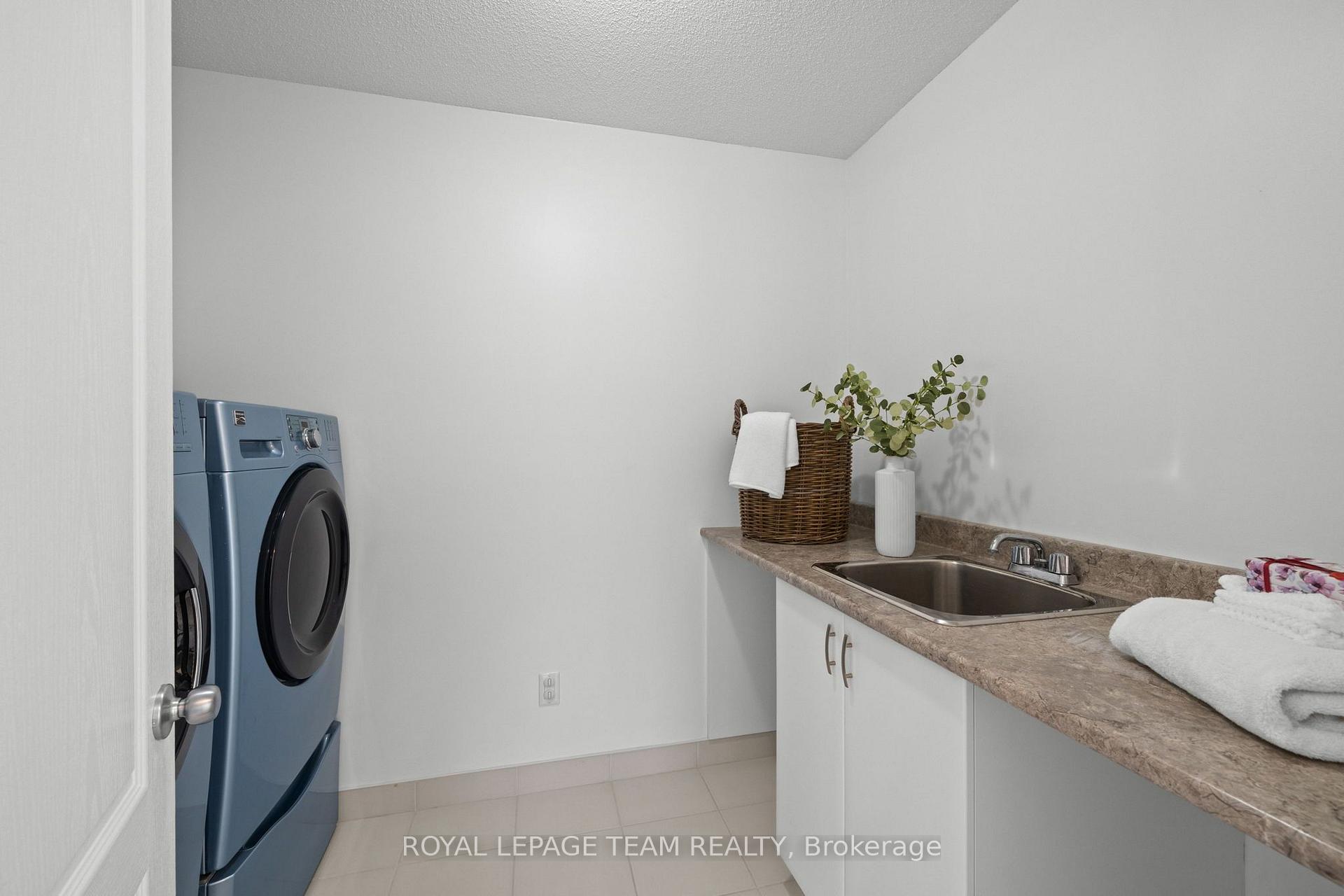 Photo 32 of 118 Abetti Ridge, Ottawa, Barrhaven - Stonebridge — HOMEH