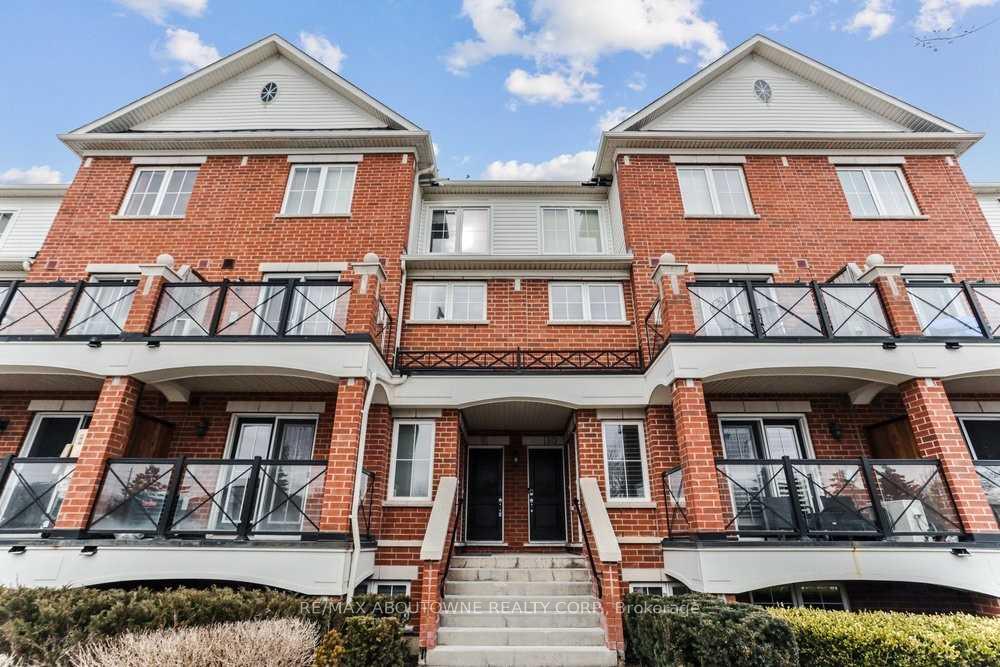 Photo 1 of Unit 10, 2579 Sixth Line, Oakville, River Oaks — HOMEH