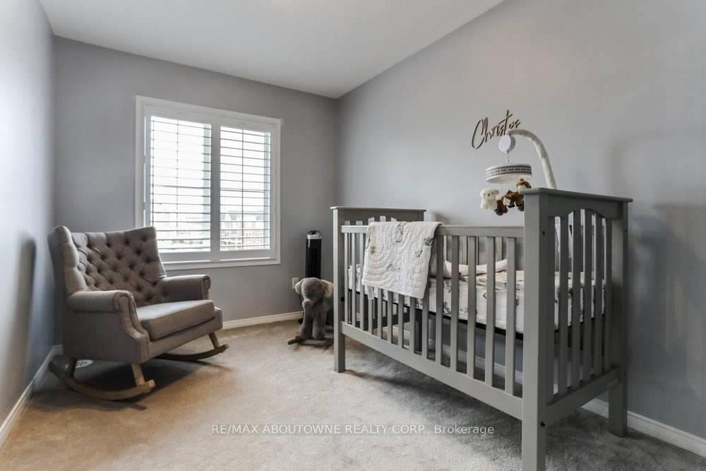 Photo 20 of Unit 10, 2579 Sixth Line, Oakville, River Oaks — HOMEH