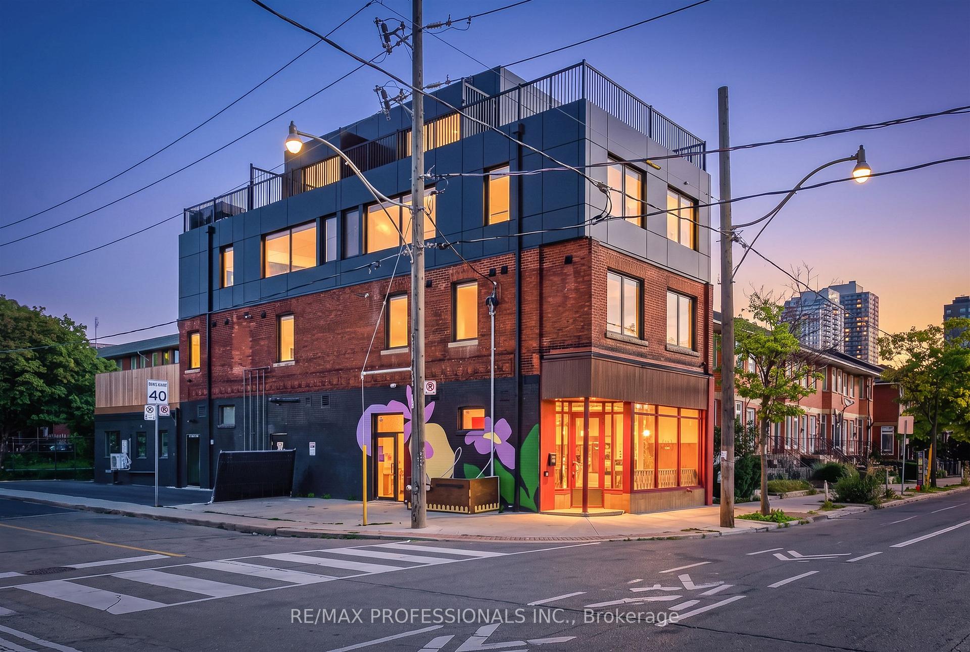 Photo 2 of Unit 202, 393 Perth Avenue, Toronto, Dovercourt-Wallace Emerson-Junction — HOMEH