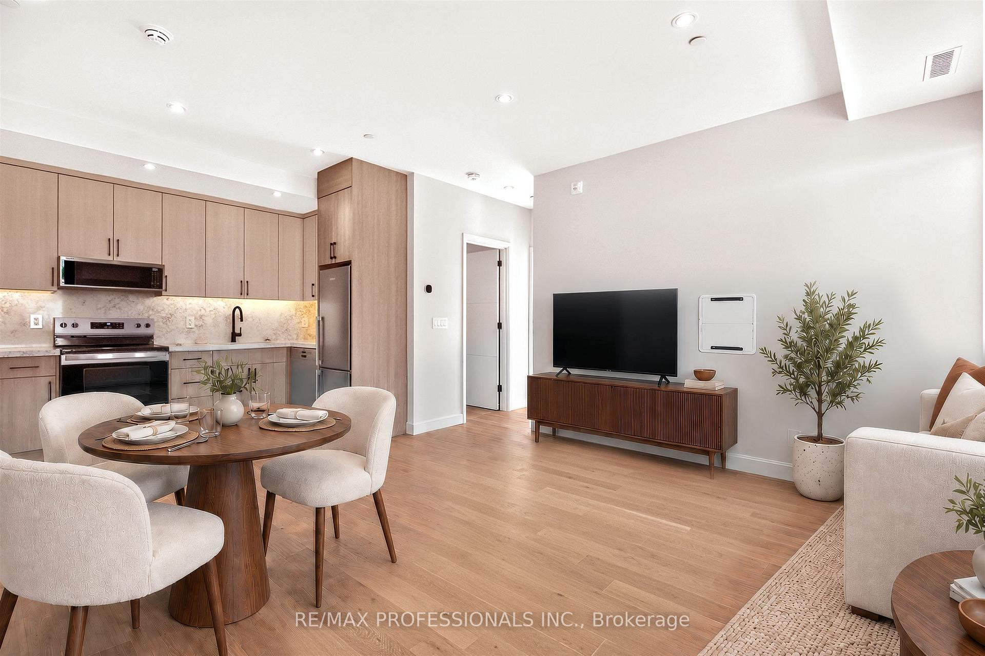 Photo 3 of Unit 202, 393 Perth Avenue, Toronto, Dovercourt-Wallace Emerson-Junction — HOMEH