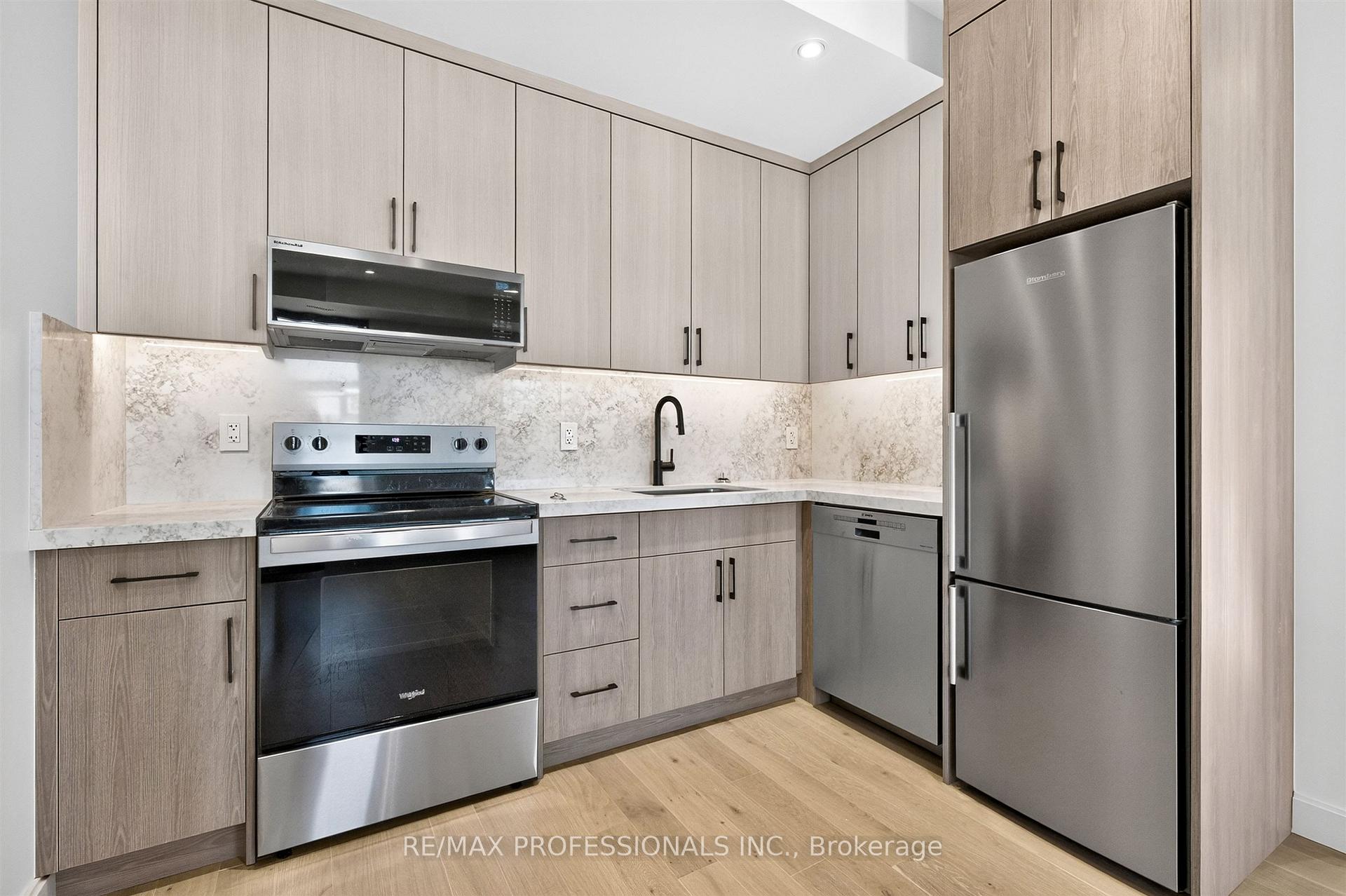Photo 9 of Unit 202, 393 Perth Avenue, Toronto, Dovercourt-Wallace Emerson-Junction — HOMEH