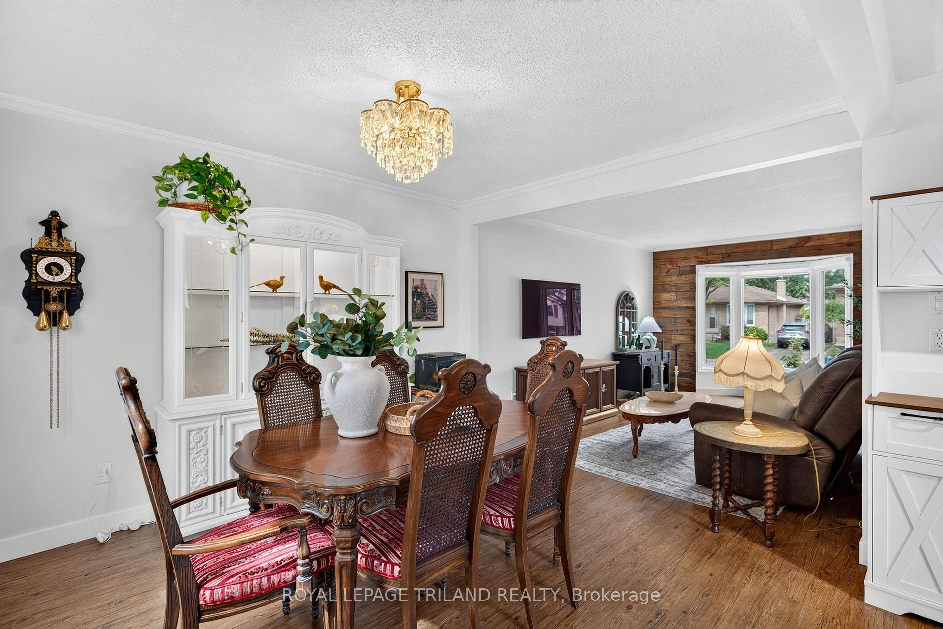 Photo 19 of 44 Speight Crescent, London, East I — HOMEH
