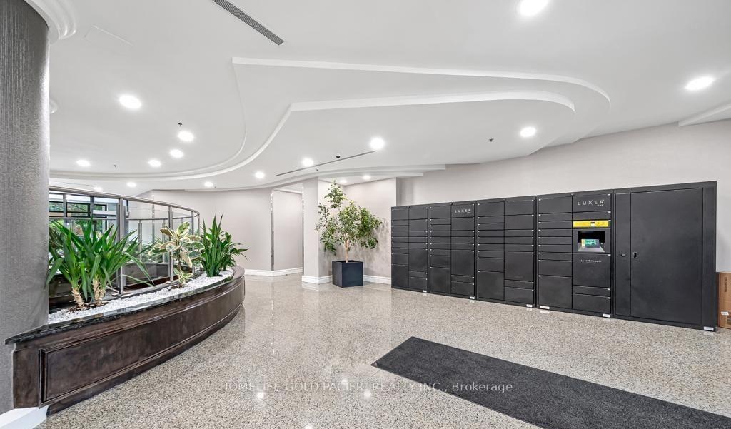 Photo 2 of Unit 1012, 233 Beecroft Road, North York, Willowdale West — HOMEH