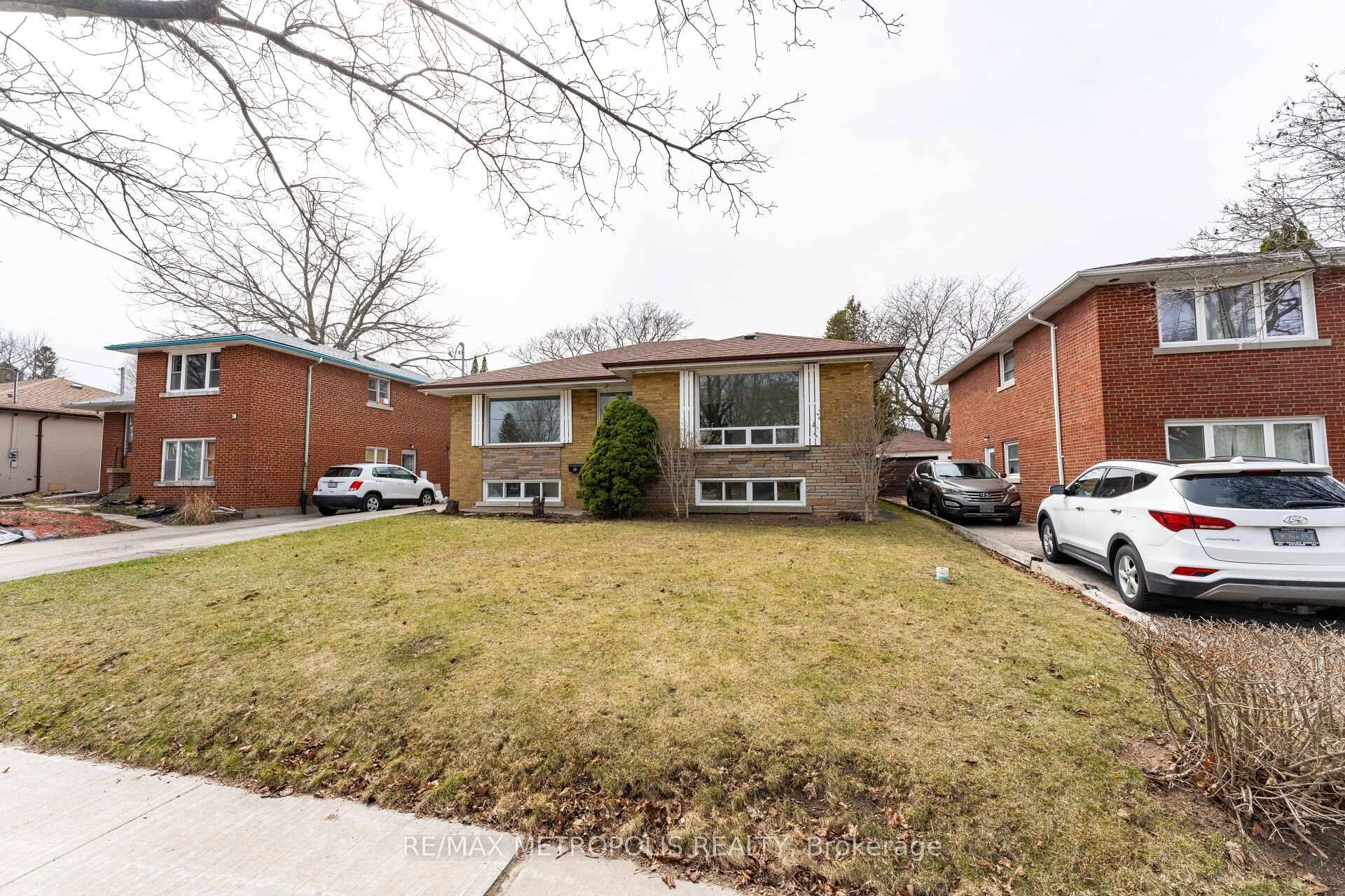 Photo 5 of 20 Perivale Crescent, Scarborough, Bendale — HOMEH