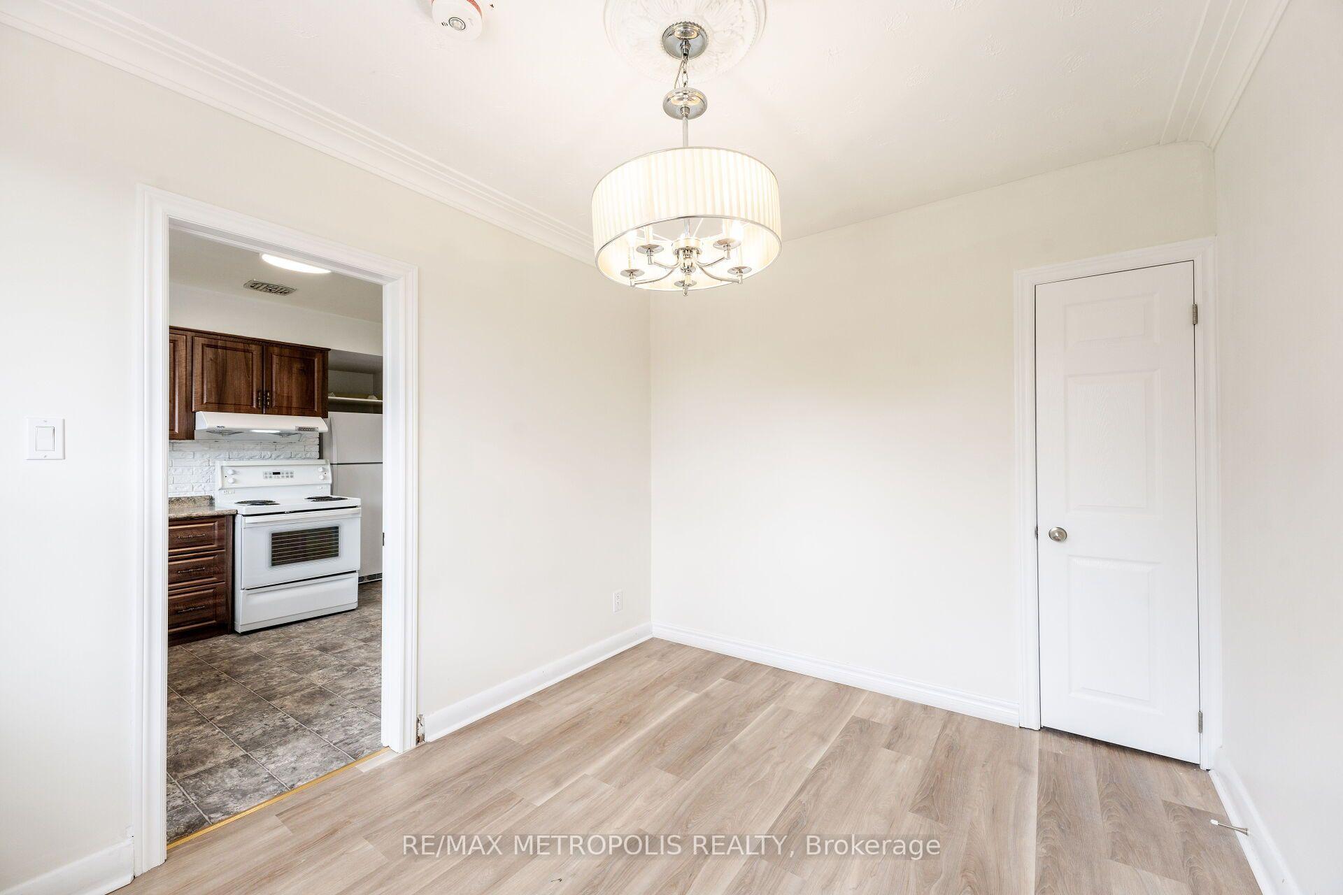 Photo 26 of 20 Perivale Crescent, Scarborough, Bendale — HOMEH