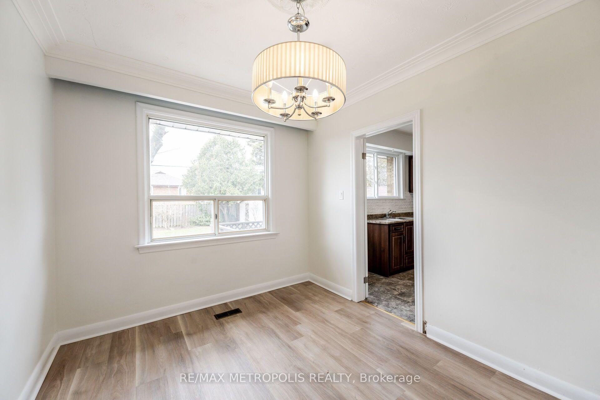 Photo 27 of 20 Perivale Crescent, Scarborough, Bendale — HOMEH