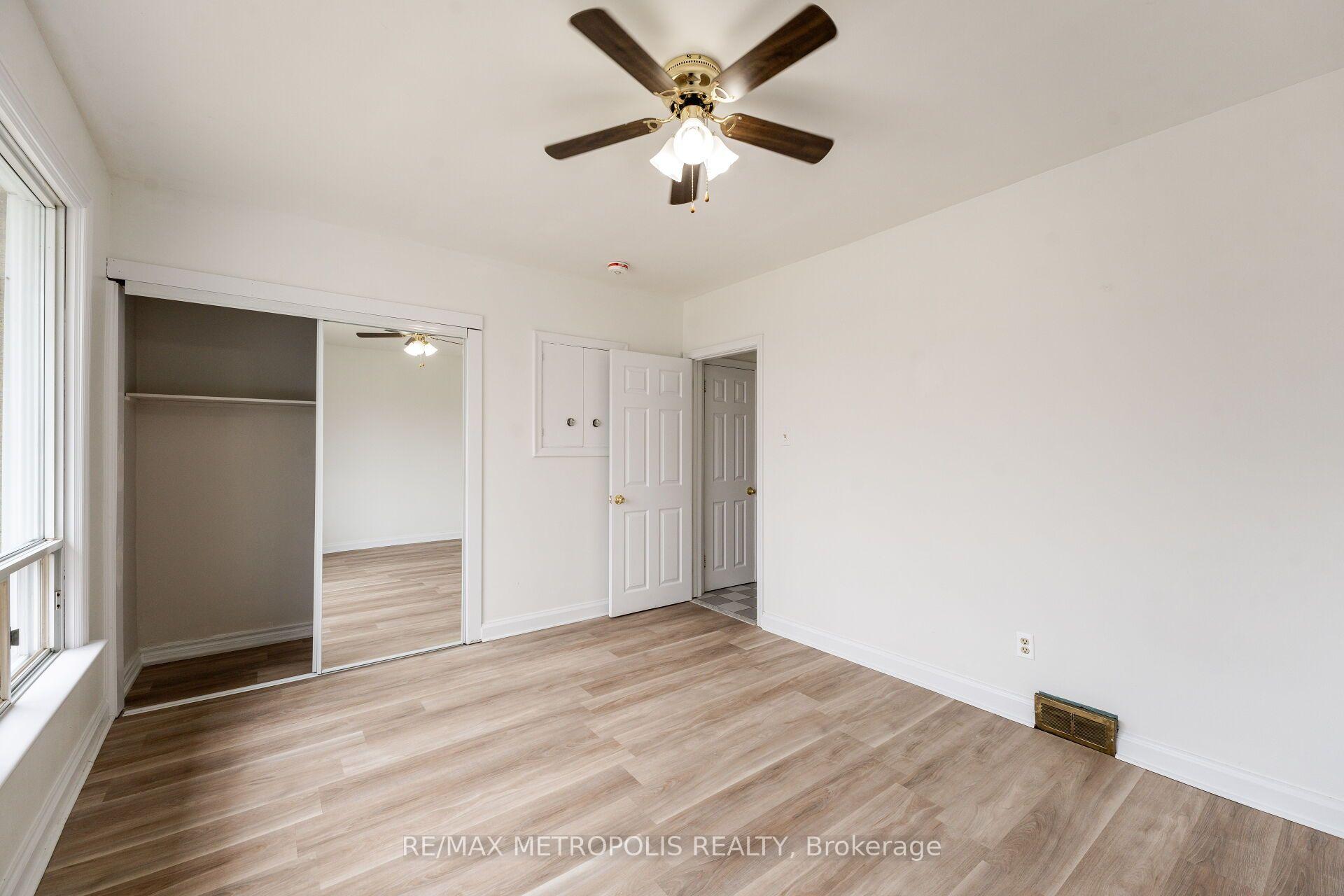 Photo 33 of 20 Perivale Crescent, Scarborough, Bendale — HOMEH