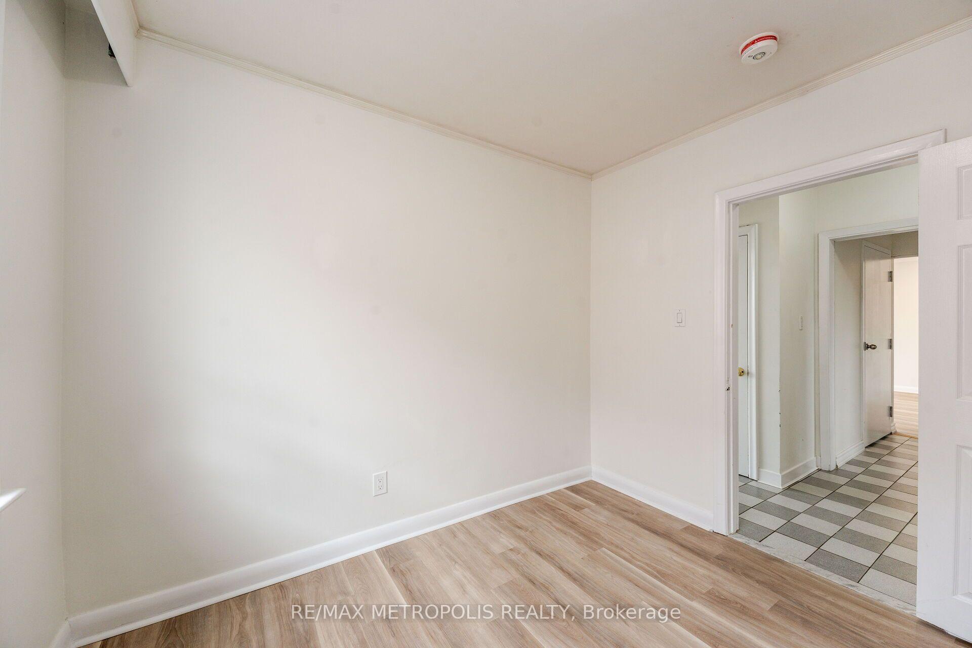 Photo 40 of 20 Perivale Crescent, Scarborough, Bendale — HOMEH