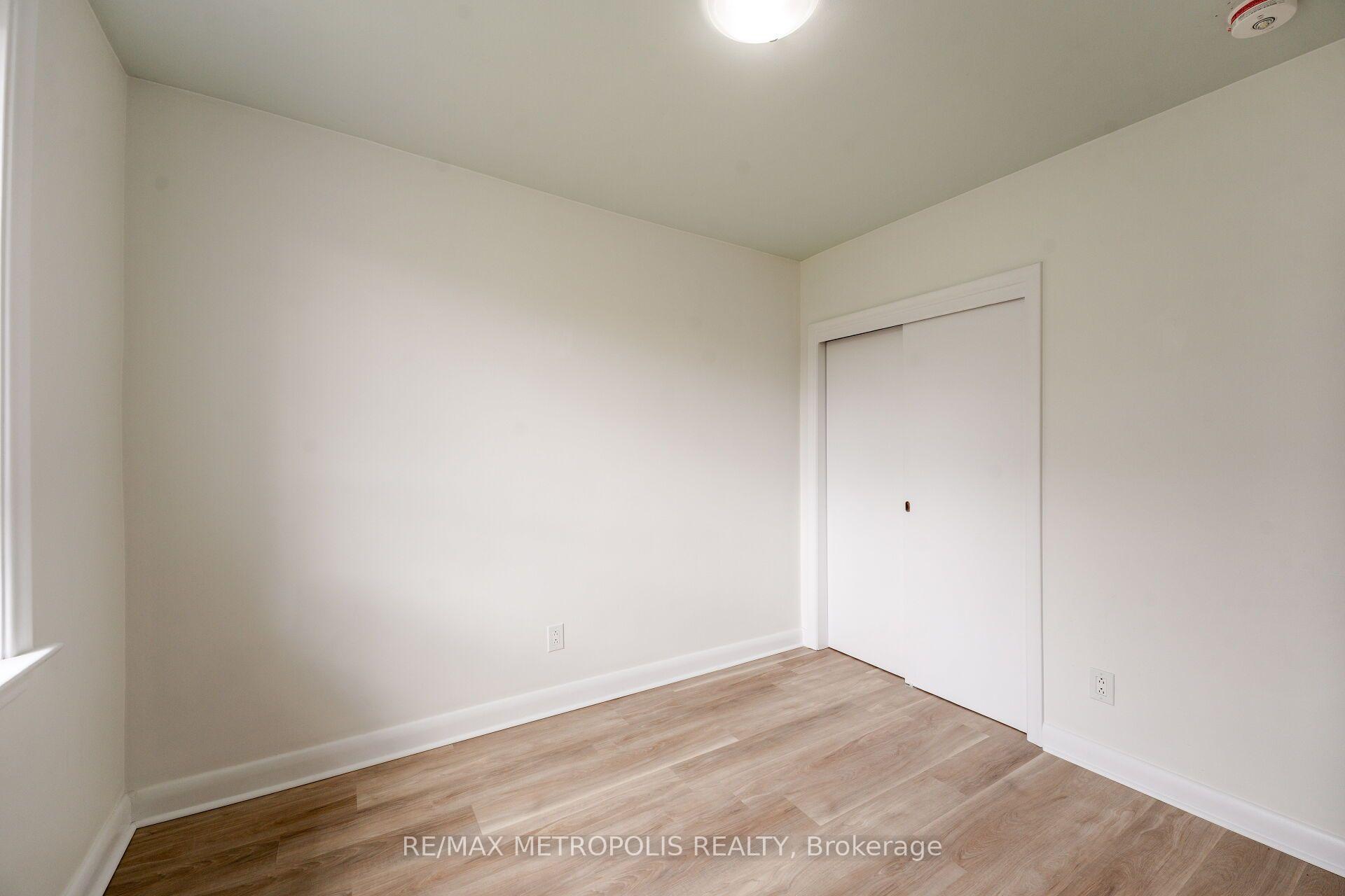 Photo 42 of 20 Perivale Crescent, Scarborough, Bendale — HOMEH