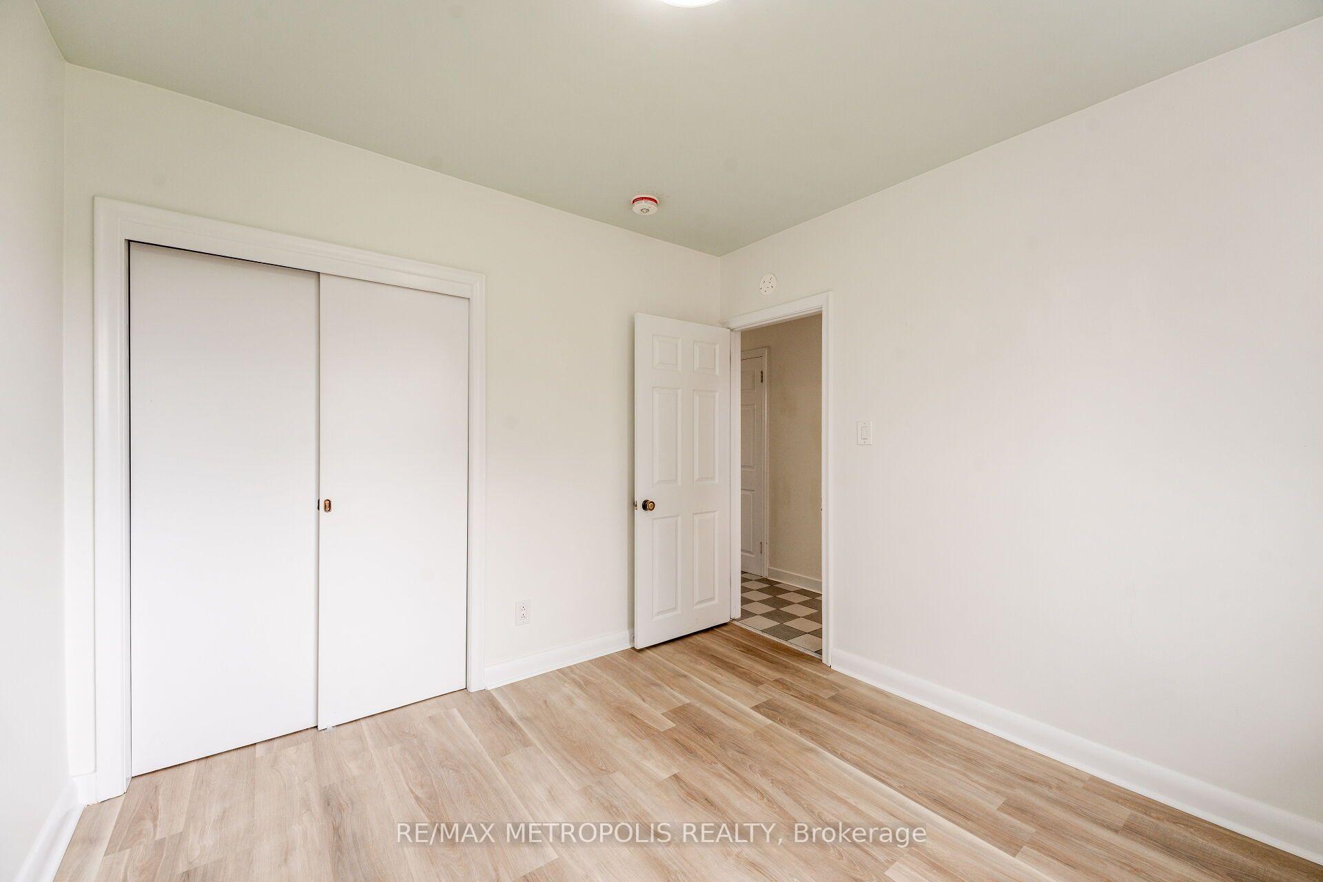 Photo 43 of 20 Perivale Crescent, Scarborough, Bendale — HOMEH