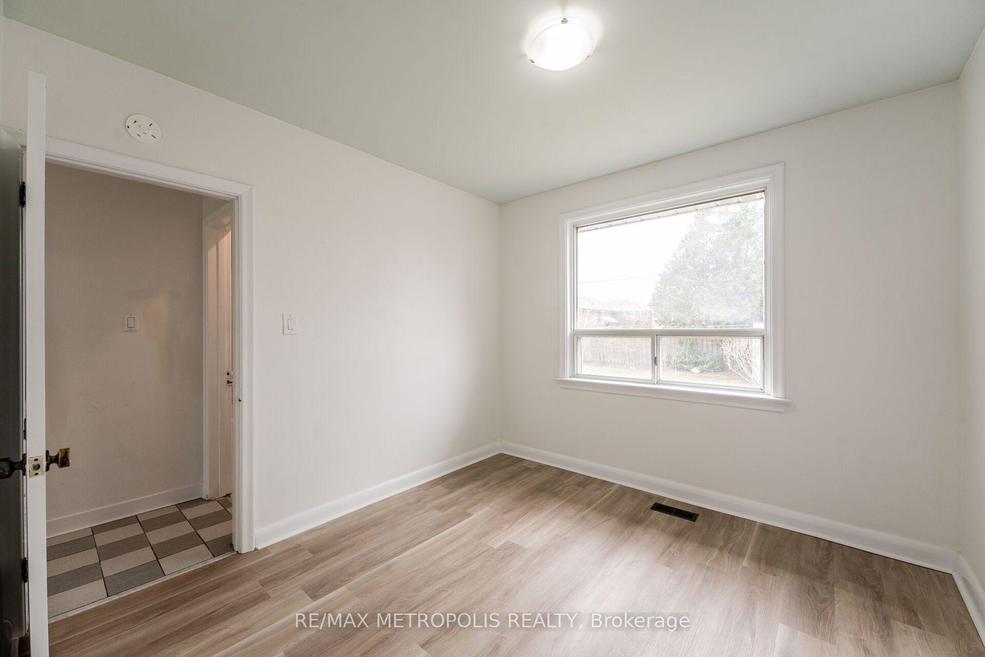 Photo 44 of 20 Perivale Crescent, Scarborough, Bendale — HOMEH