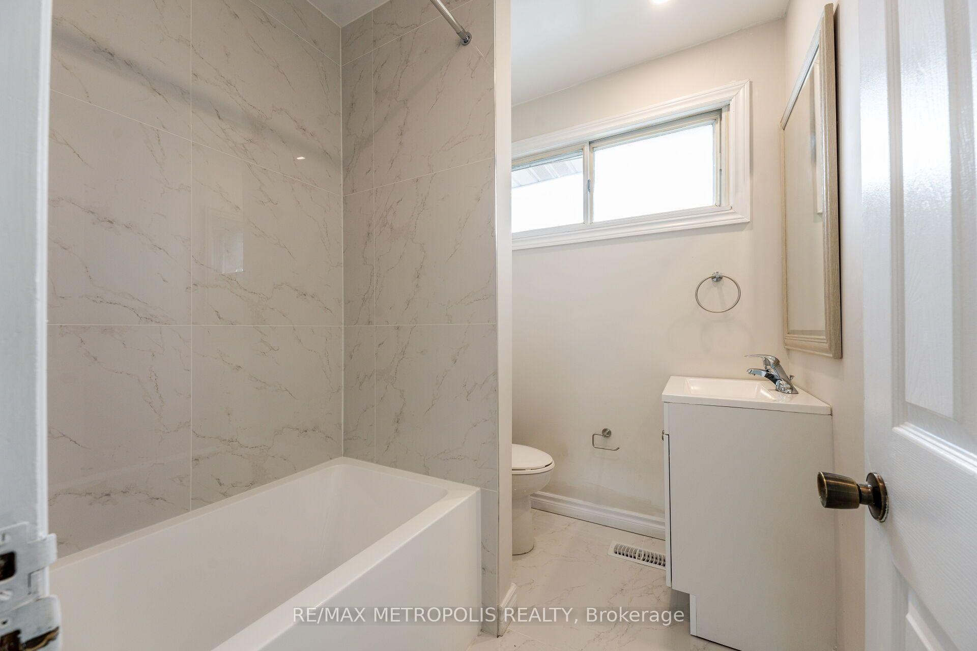 Photo 46 of 20 Perivale Crescent, Scarborough, Bendale — HOMEH