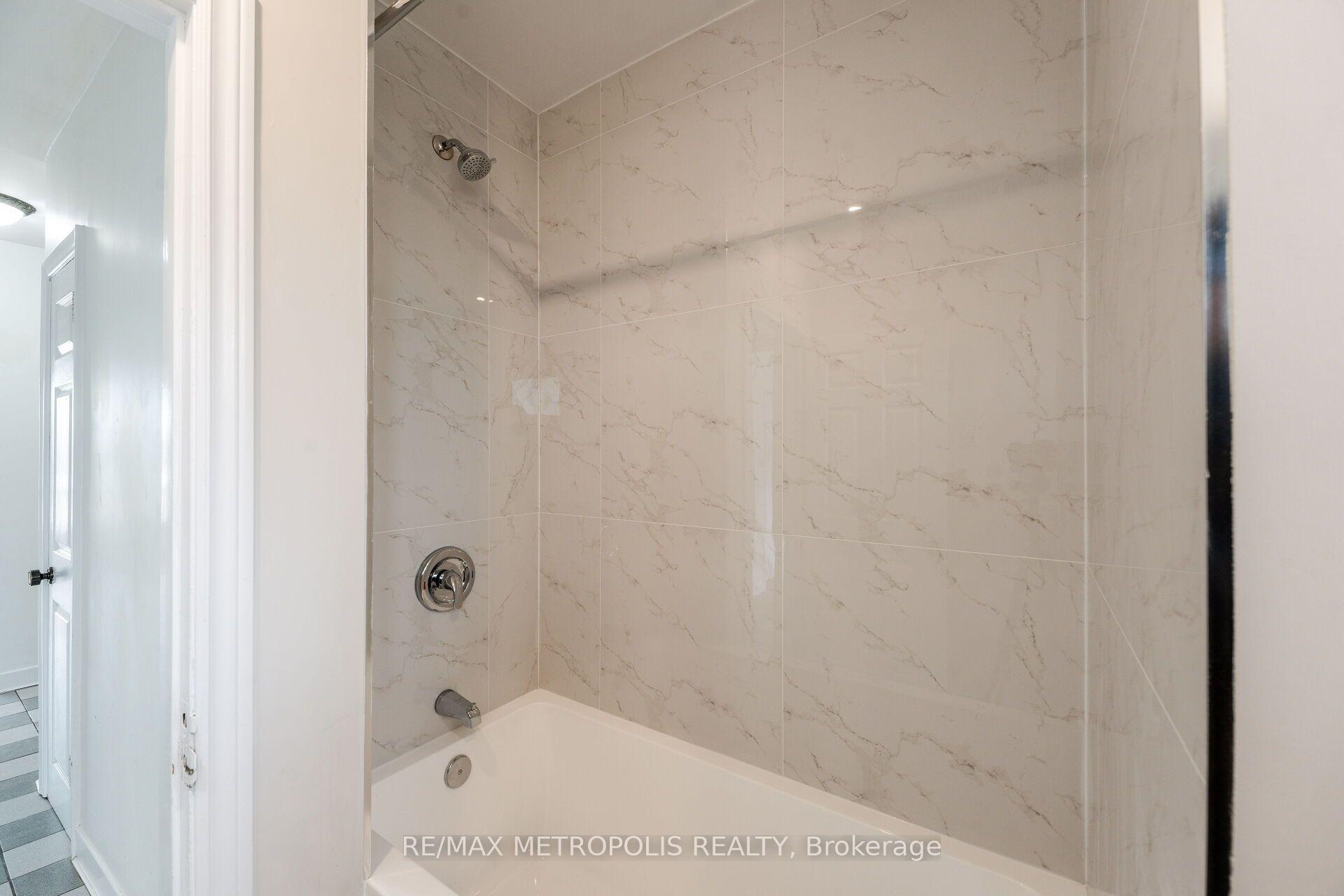 Photo 47 of 20 Perivale Crescent, Scarborough, Bendale — HOMEH