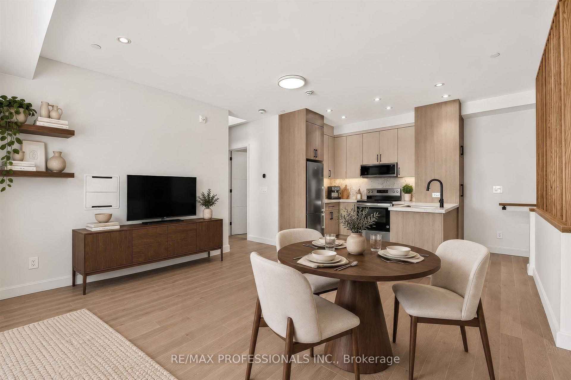 Photo 3 of Unit 301, 393 Perth Avenue, Toronto, Dovercourt-Wallace Emerson-Junction — HOMEH