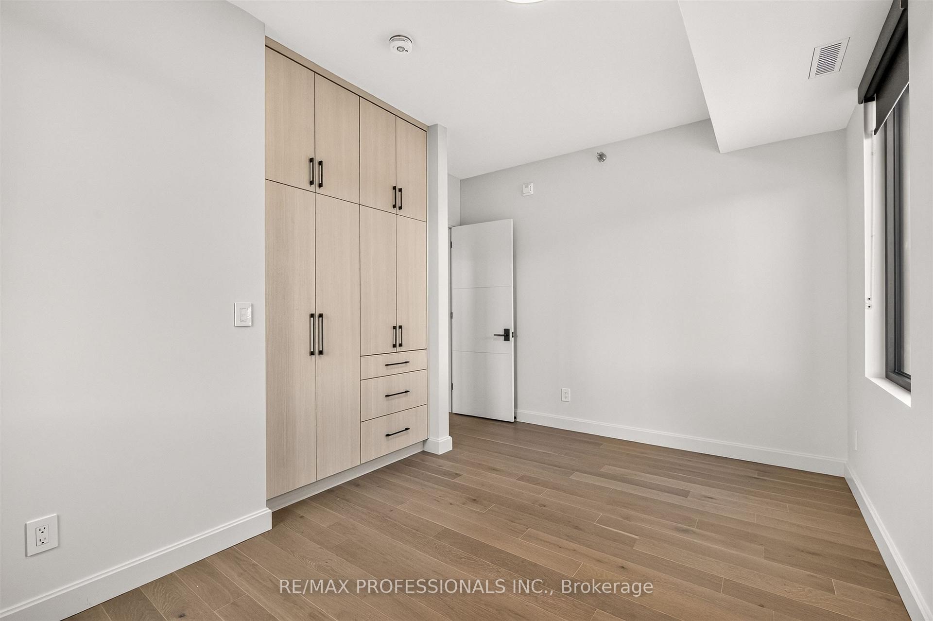 Photo 21 of Unit 301, 393 Perth Avenue, Toronto, Dovercourt-Wallace Emerson-Junction — HOMEH
