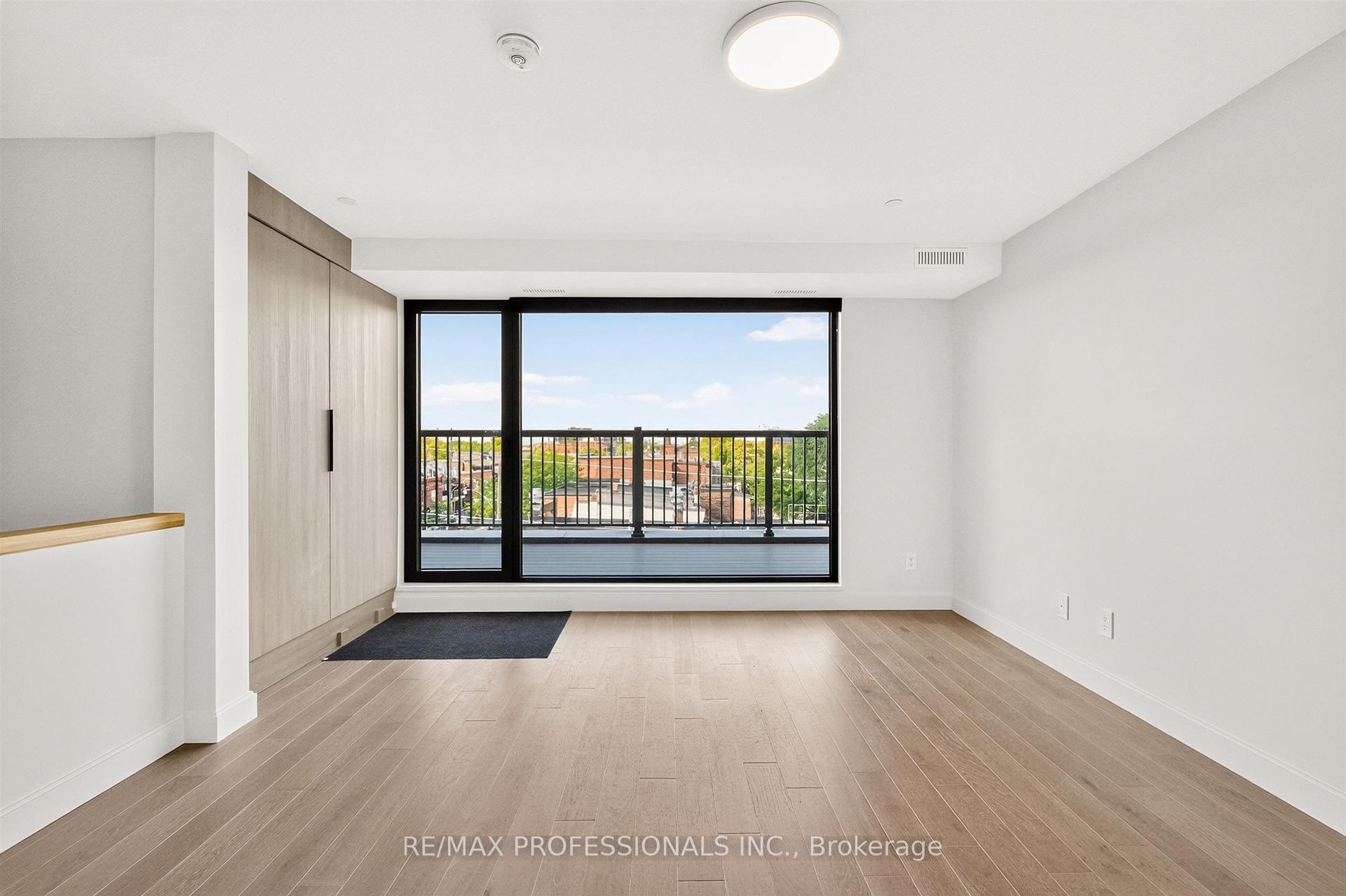 Photo 24 of Unit 301, 393 Perth Avenue, Toronto, Dovercourt-Wallace Emerson-Junction — HOMEH
