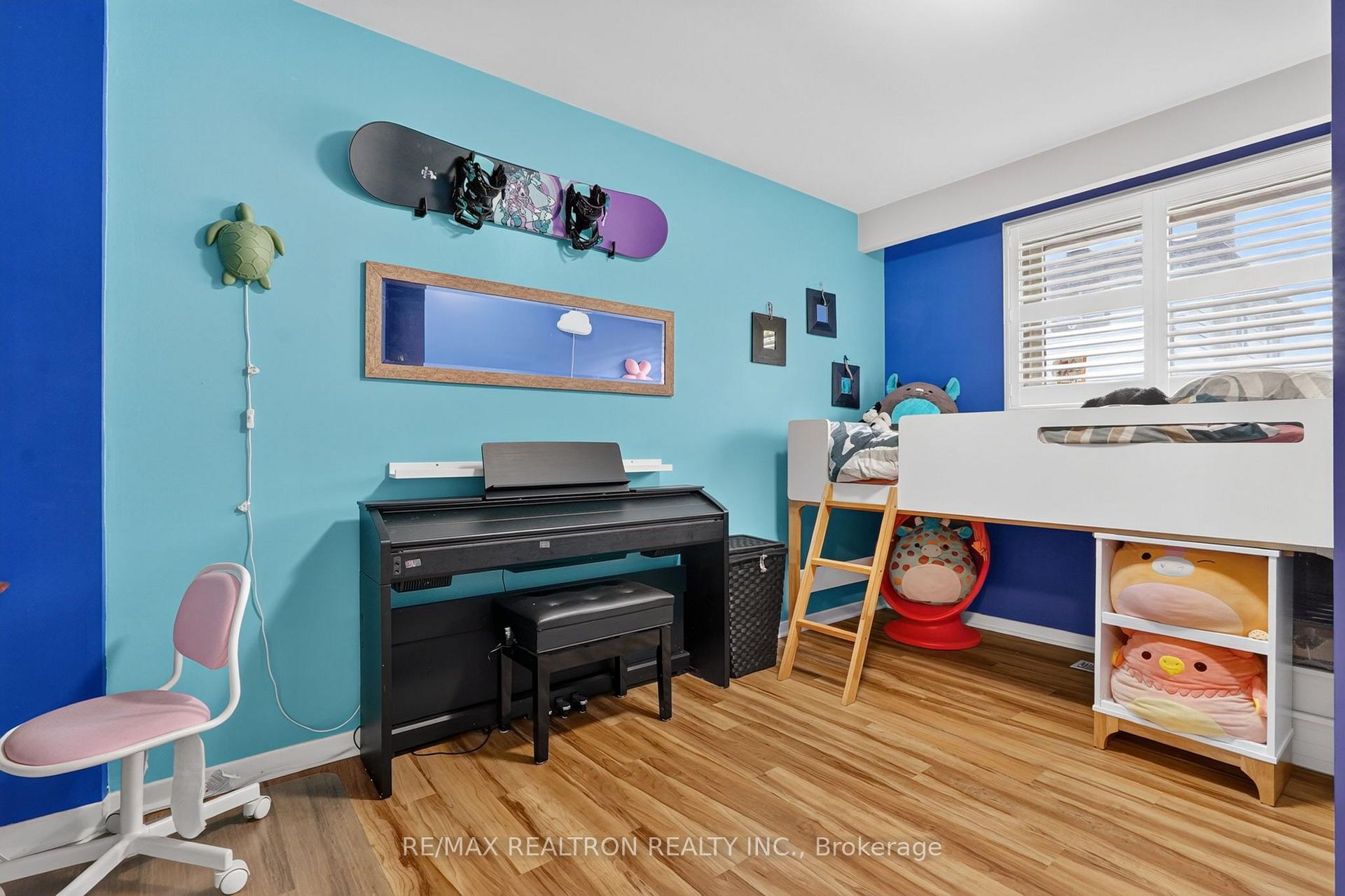 Photo 30 of 2 Captain Armstrong Lane, Markham, Sherwood-Amberglen — HOMEH