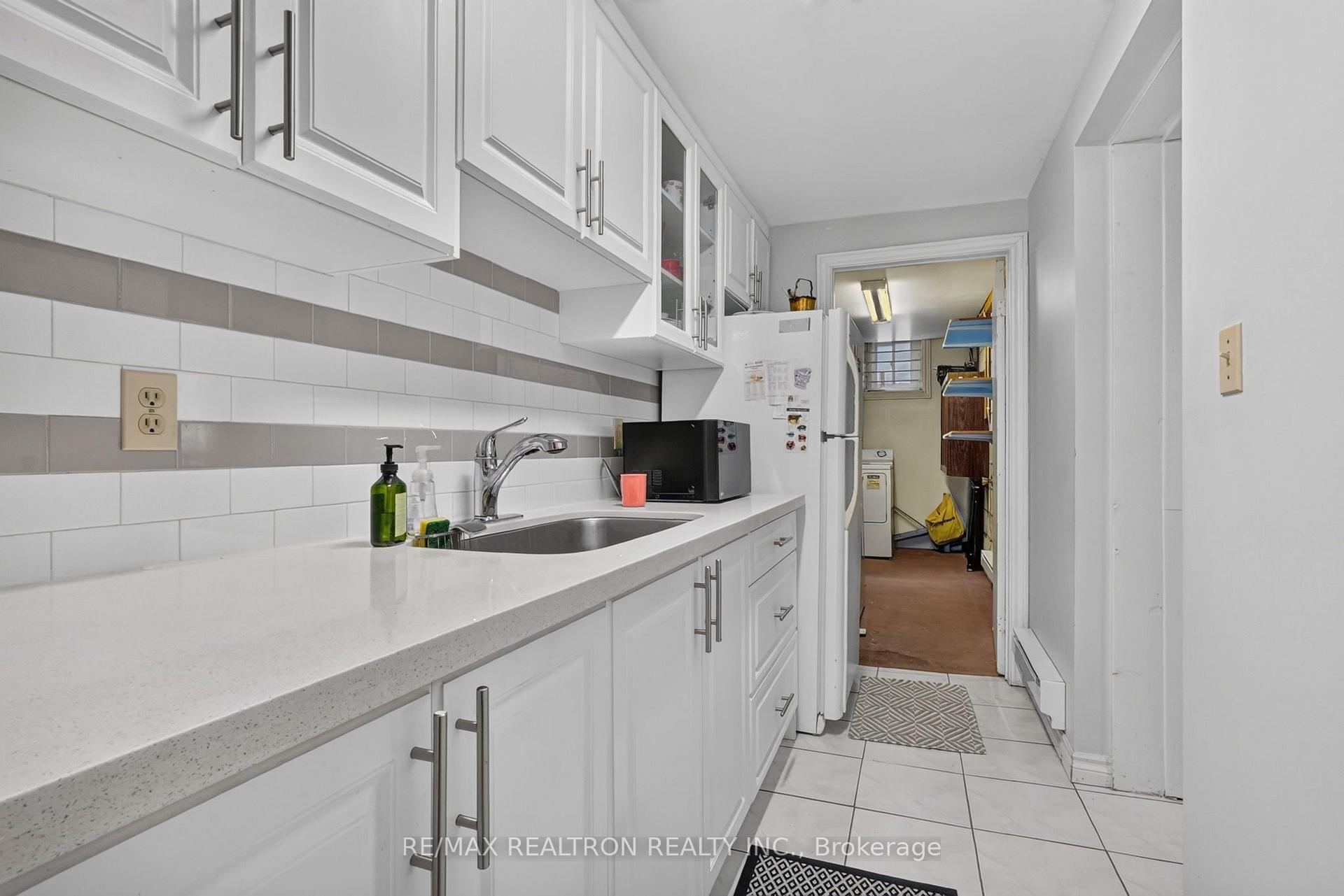Photo 43 of 2 Captain Armstrong Lane, Markham, Sherwood-Amberglen — HOMEH