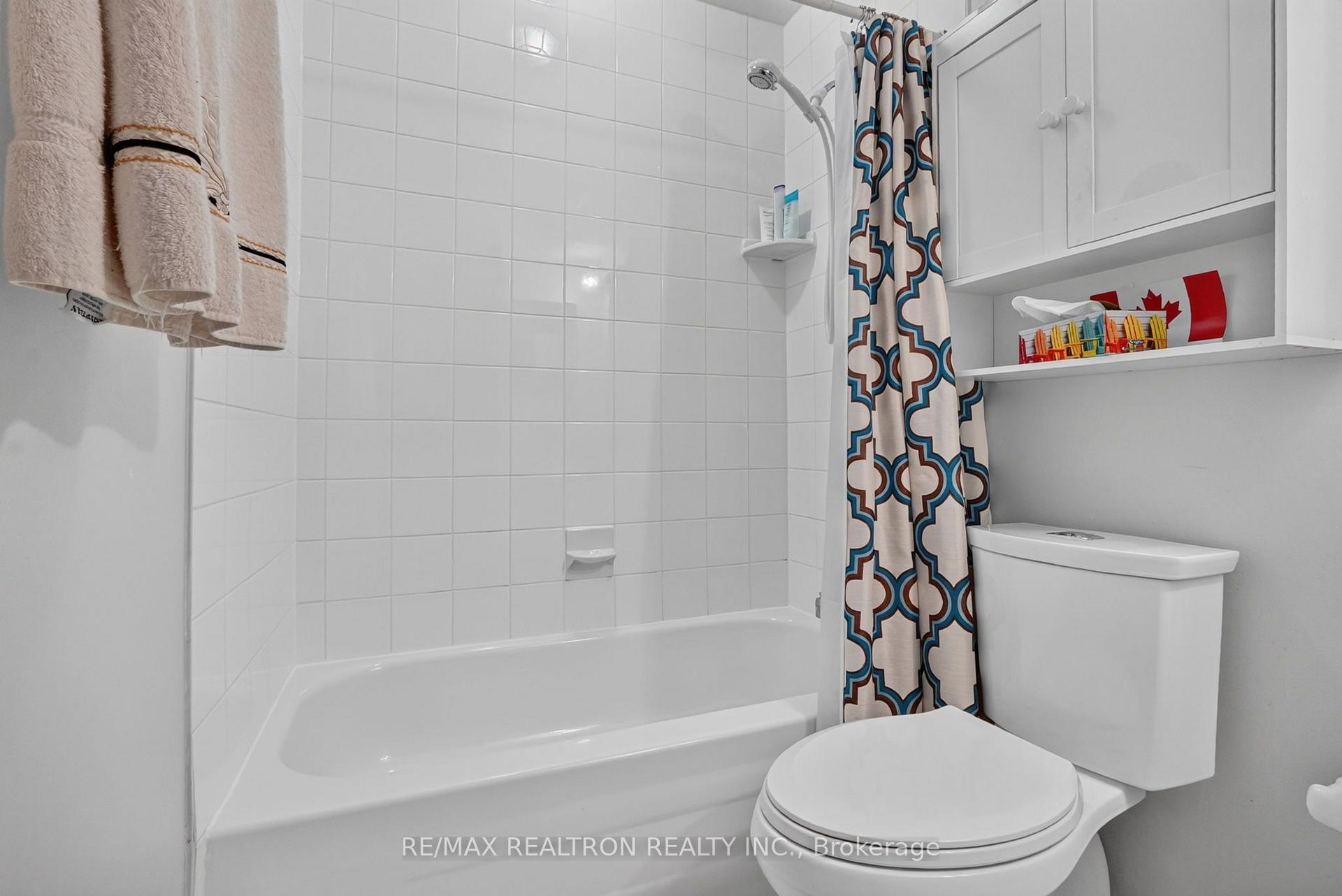 Photo 49 of 2 Captain Armstrong Lane, Markham, Sherwood-Amberglen — HOMEH