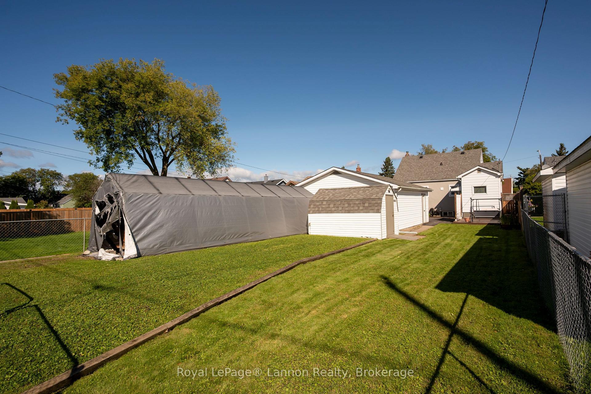 Photo 5 of 234 Christina Street E, Thunder Bay, Westfort — HOMEH