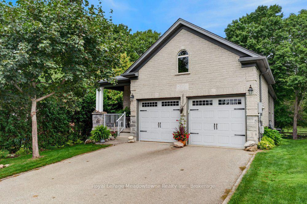 Photo 2 of 100 Sammon Drive, Guelph/Eramosa, Rockwood — HOMEH