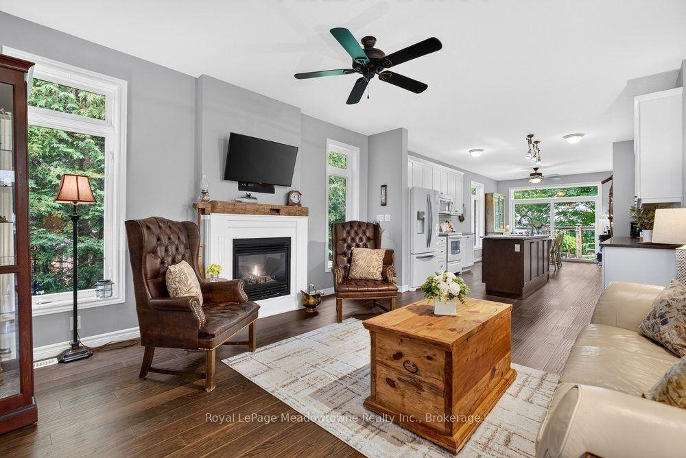 Photo 8 of 100 Sammon Drive, Guelph/Eramosa, Rockwood — HOMEH