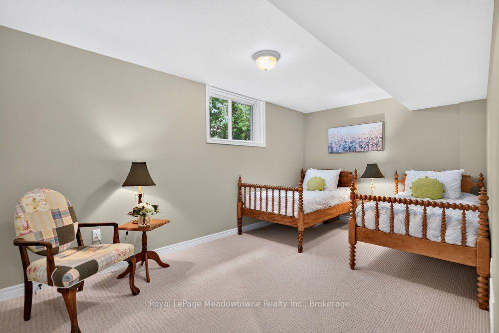 Photo 41 of 100 Sammon Drive, Guelph/Eramosa, Rockwood — HOMEH