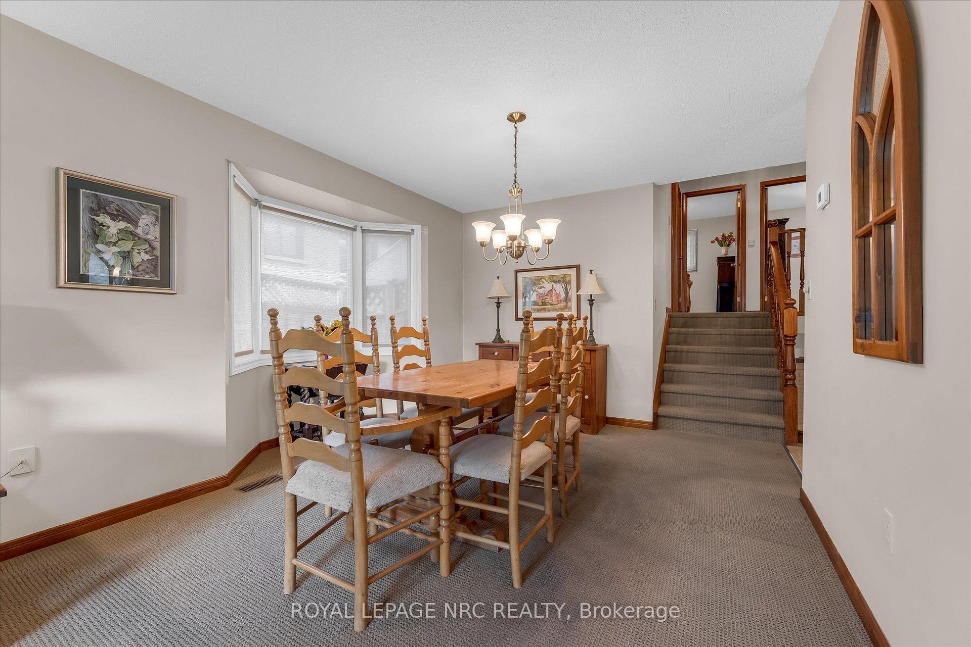 Photo 6 of 14 Andrea Drive, St. Catharines, Rykert/Vansickle — HOMEH
