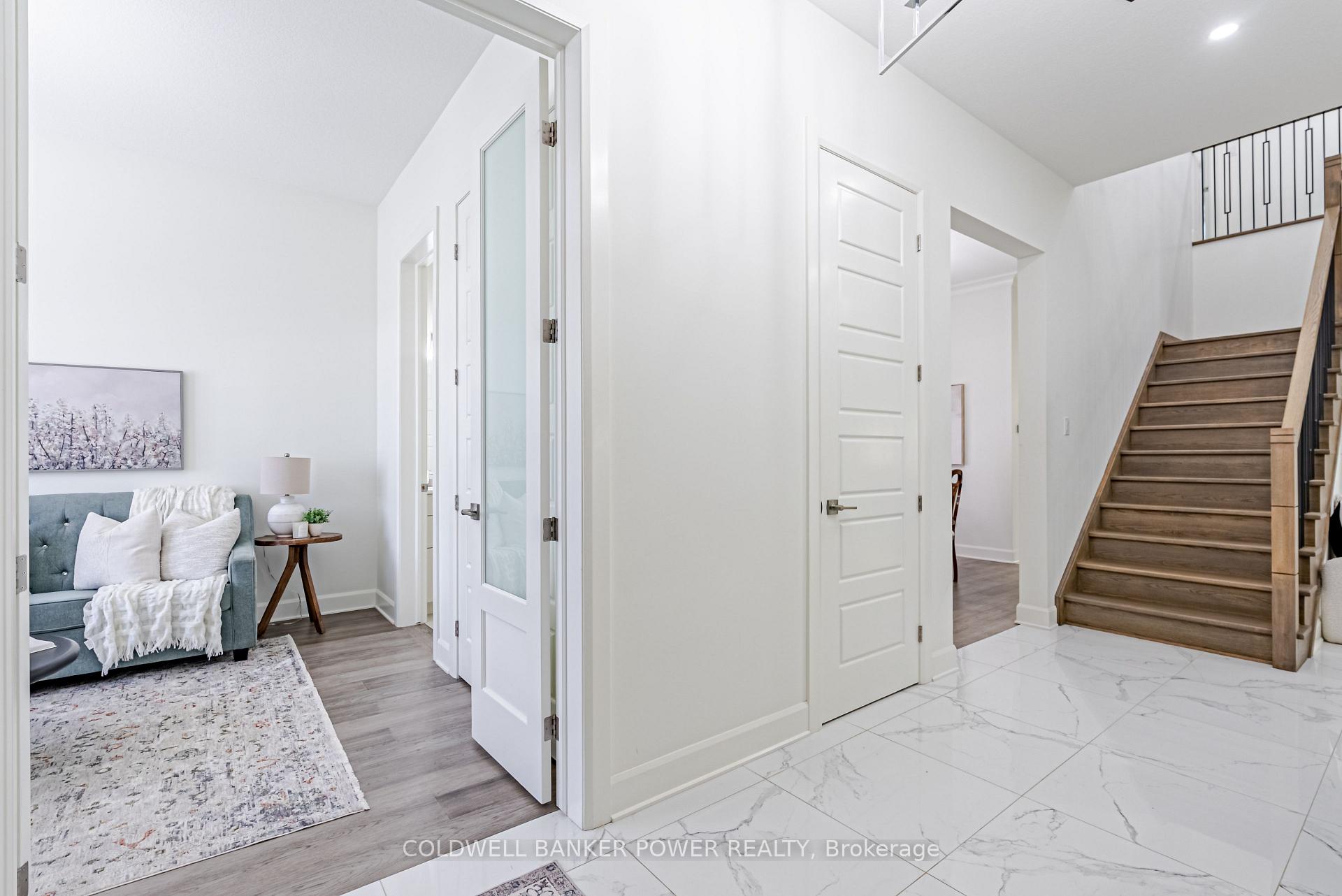 Photo 5 of 2202 Tripp Drive, London, South V — HOMEH