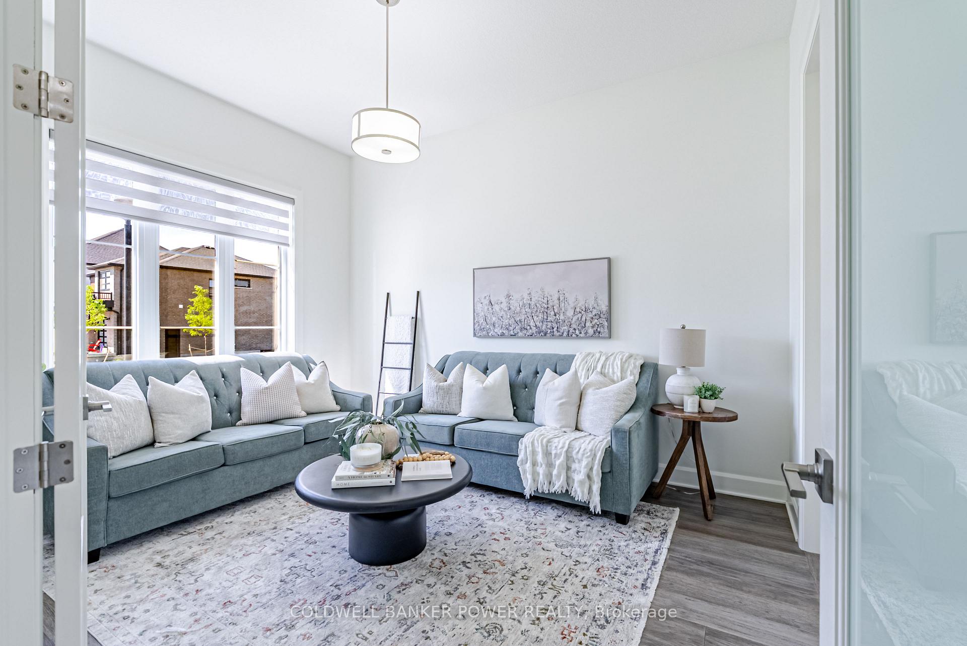 Photo 6 of 2202 Tripp Drive, London, South V — HOMEH