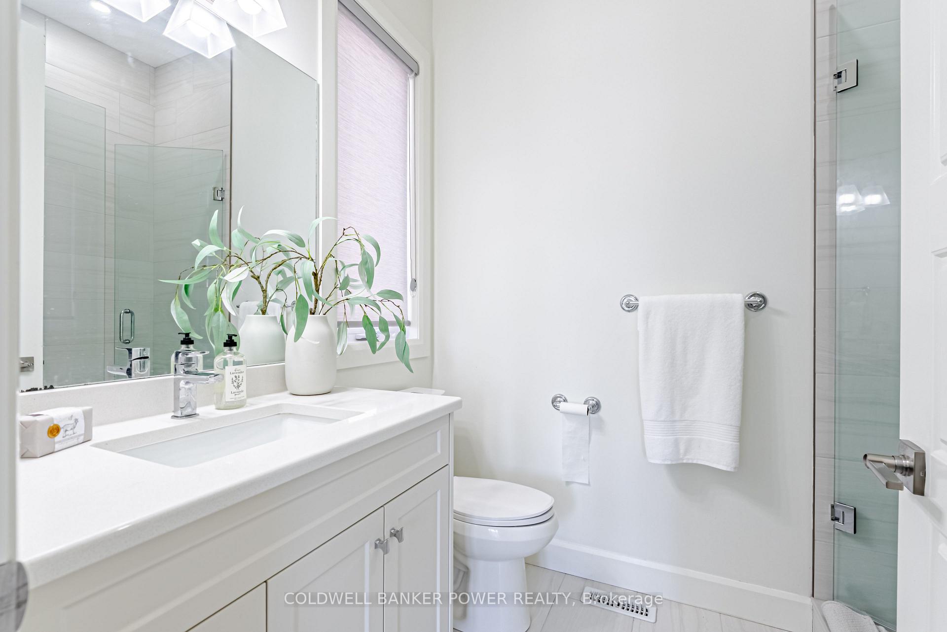 Photo 9 of 2202 Tripp Drive, London, South V — HOMEH