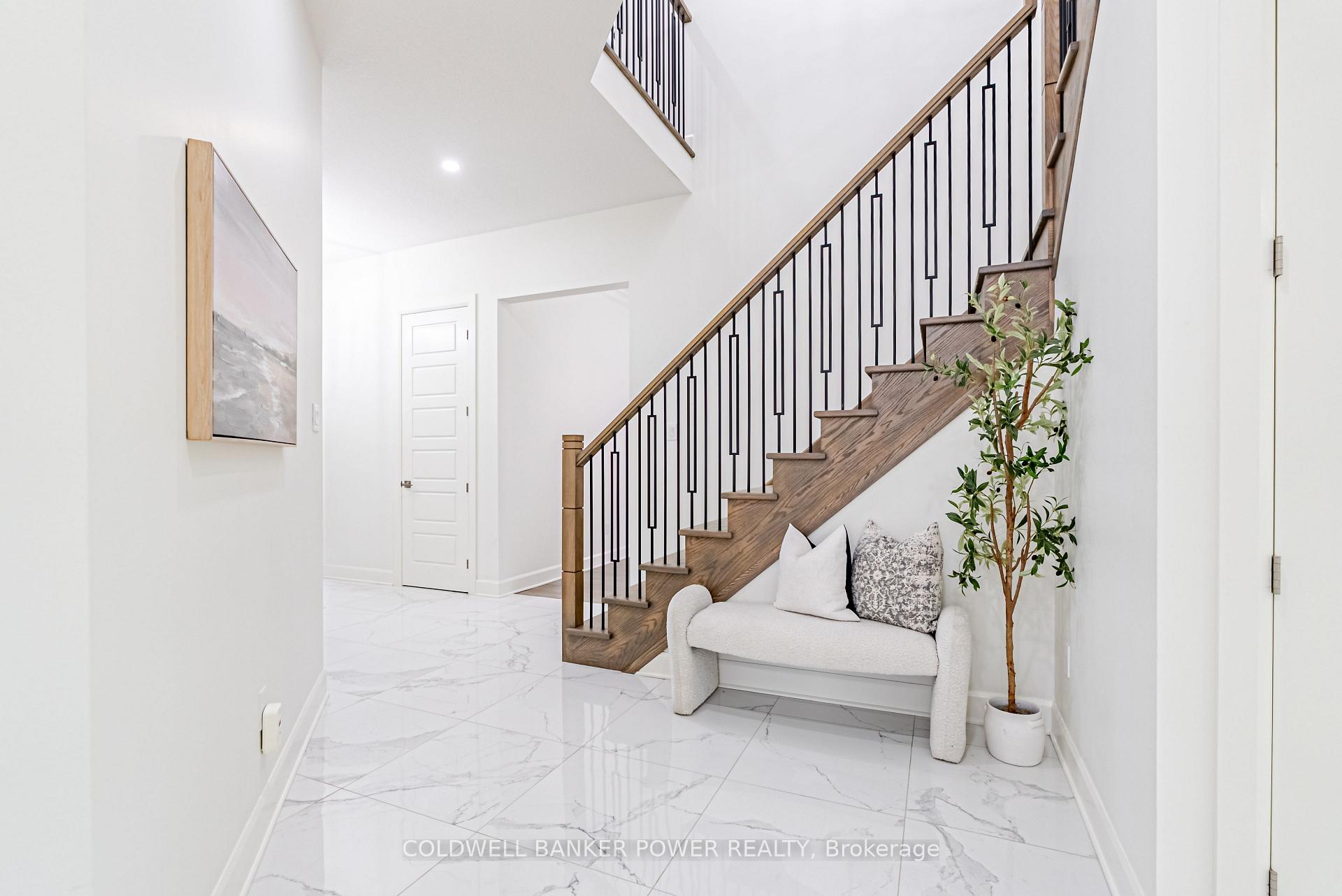Photo 10 of 2202 Tripp Drive, London, South V — HOMEH