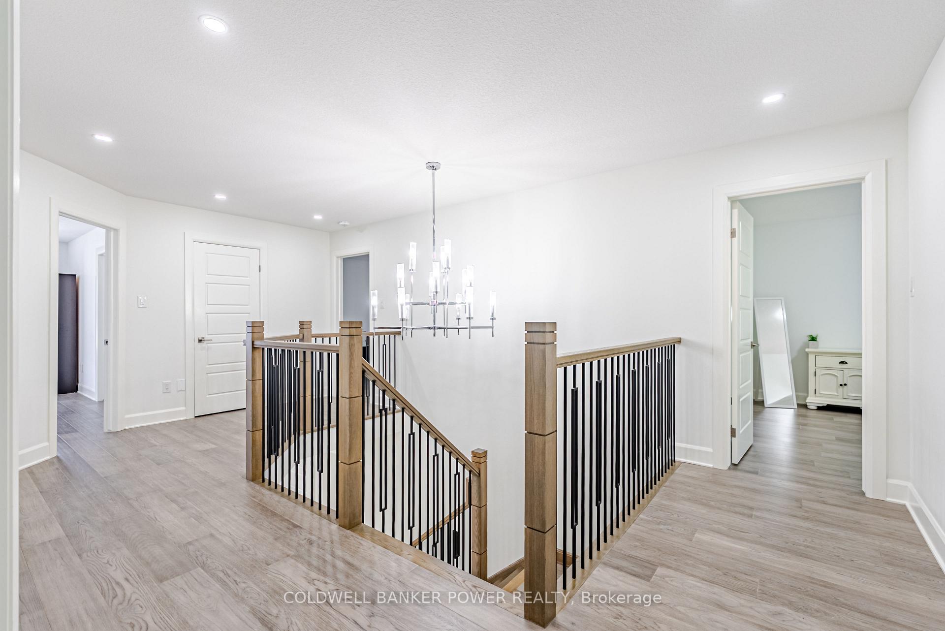 Photo 23 of 2202 Tripp Drive, London, South V — HOMEH
