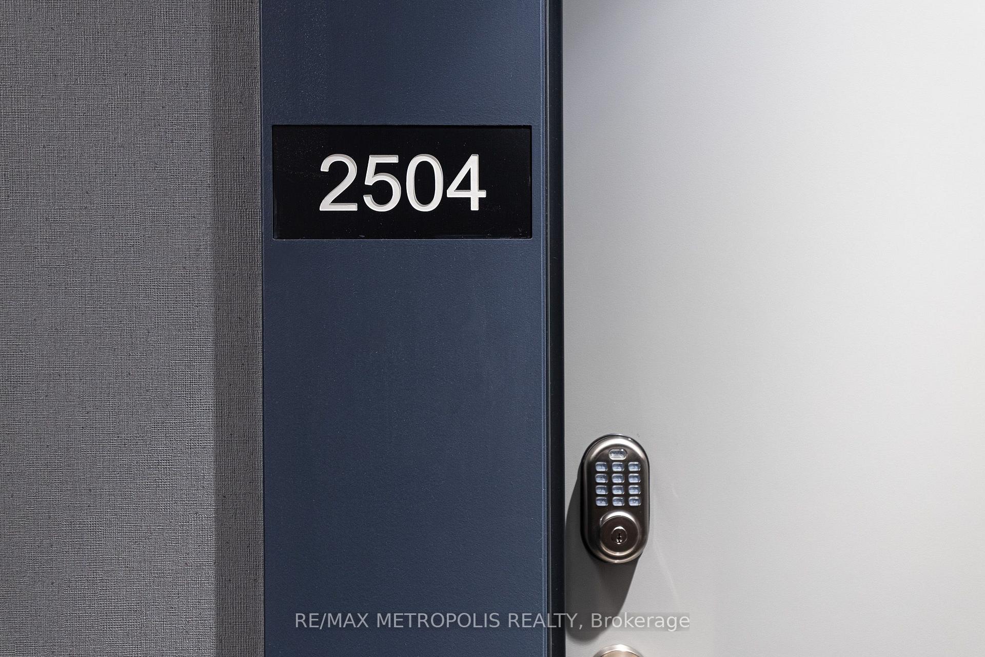 Photo 5 of Unit 2504, 30 Upper Mall Way, Vaughan, Brownridge — HOMEH
