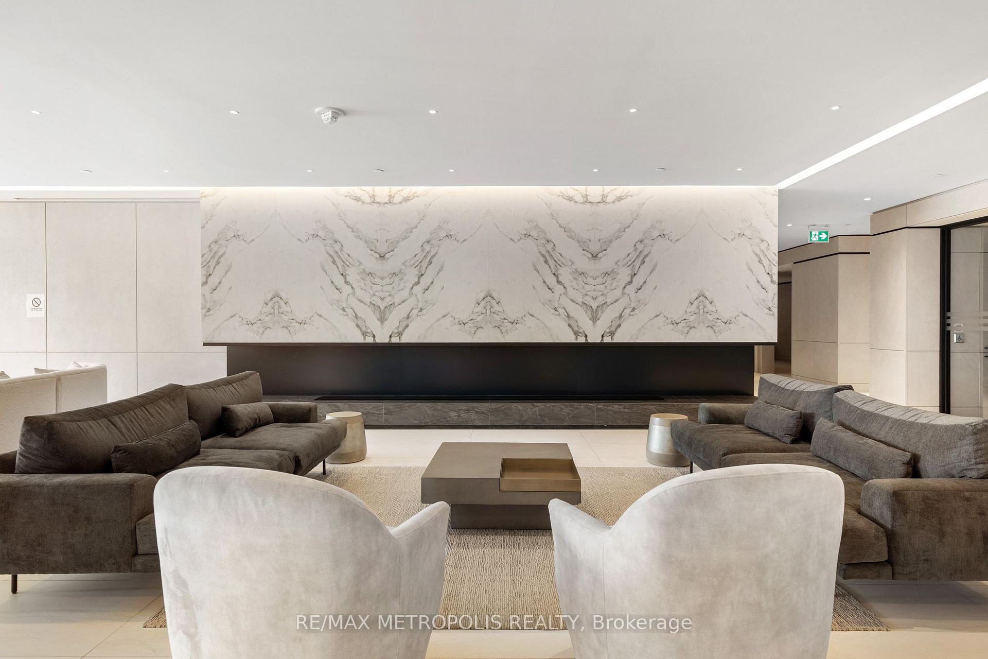 Photo 34 of Unit 2504, 30 Upper Mall Way, Vaughan, Brownridge — HOMEH