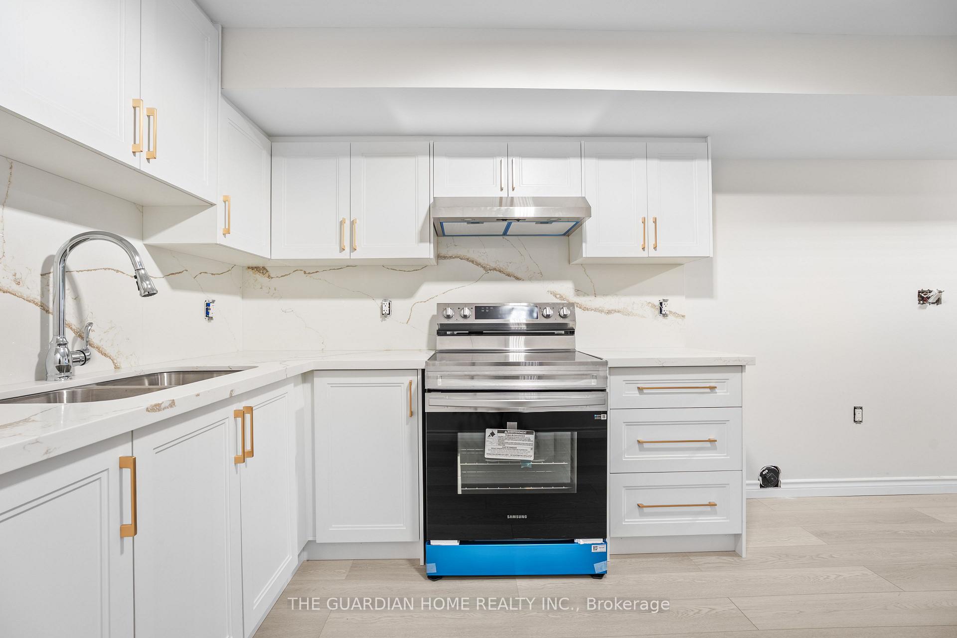 Photo 7 of Unit Bsmt, 15 Clipper Lane, Clarington, Bowmanville — HOMEH