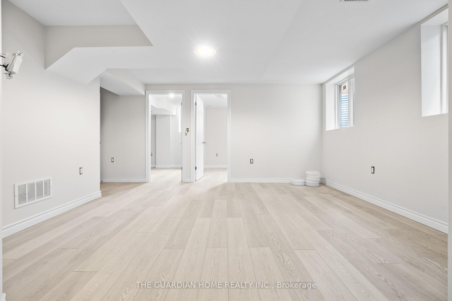 Photo 10 of Unit Bsmt, 15 Clipper Lane, Clarington, Bowmanville — HOMEH