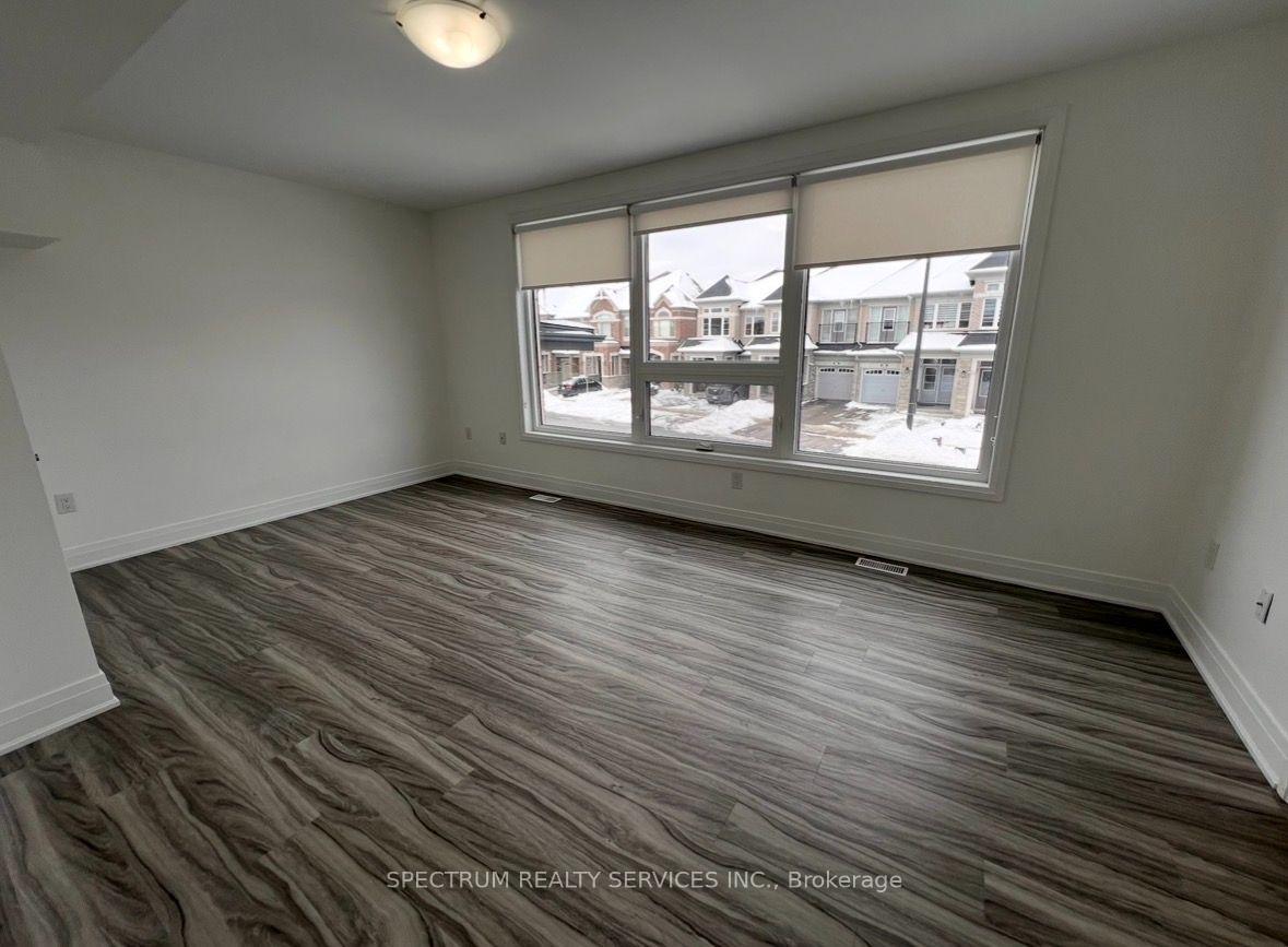 Photo 5 of Unit Upper, 85 Vedette Way, Vaughan, East Woodbridge — HOMEH