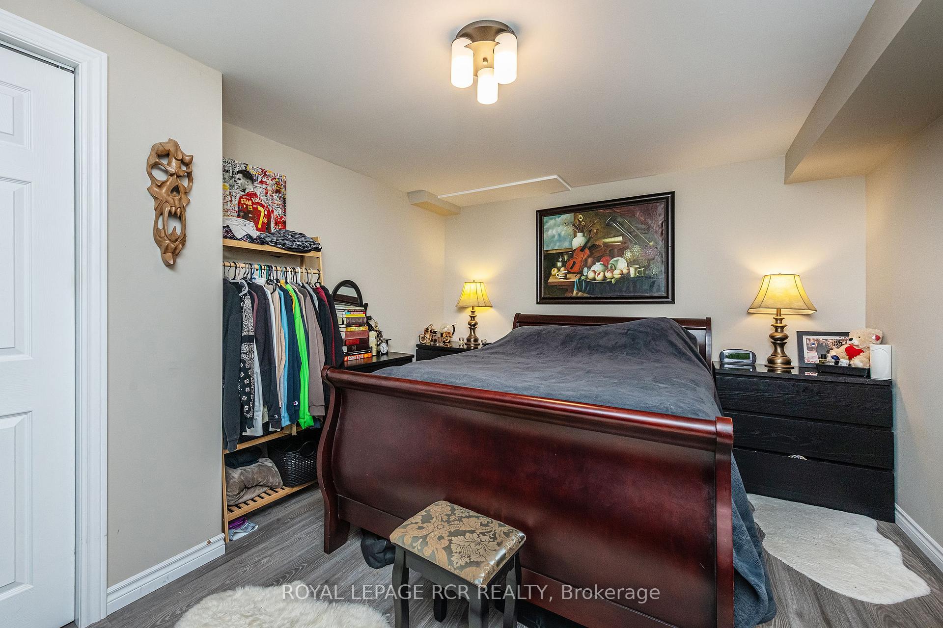 Photo 8 of 12 Steven Street, Orangeville — HOMEH